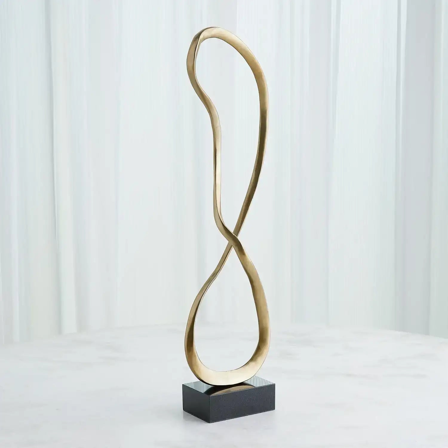 GLOBAL VIEWS ABSTRACT LOOP SCULPTURE - Decorative Accents