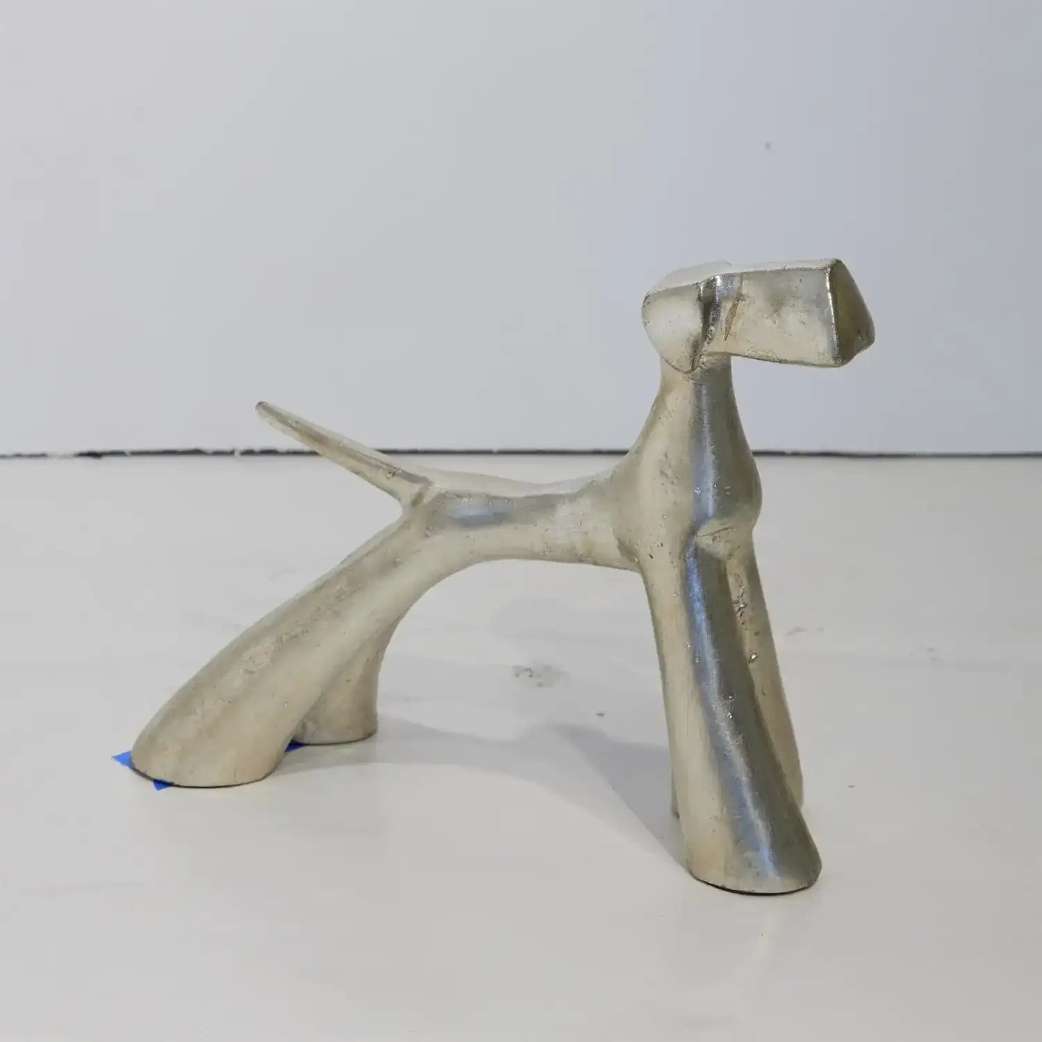 GLOBAL VIEWS SHOW DOG SCULPTURE - Decorative Accents