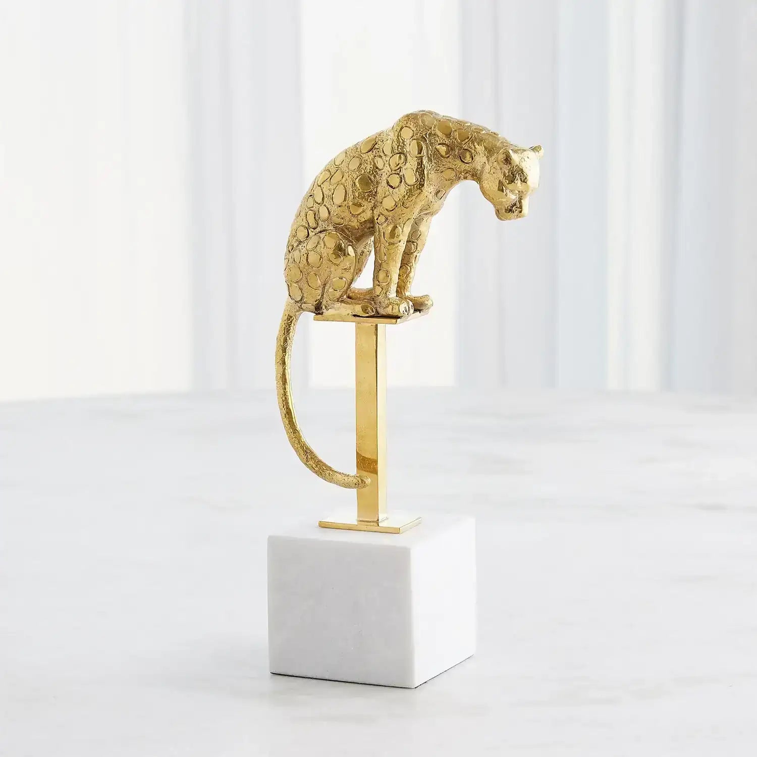 GLOBAL VIEWS PERCHED JAGUAR ON STAND - Decorative Accents