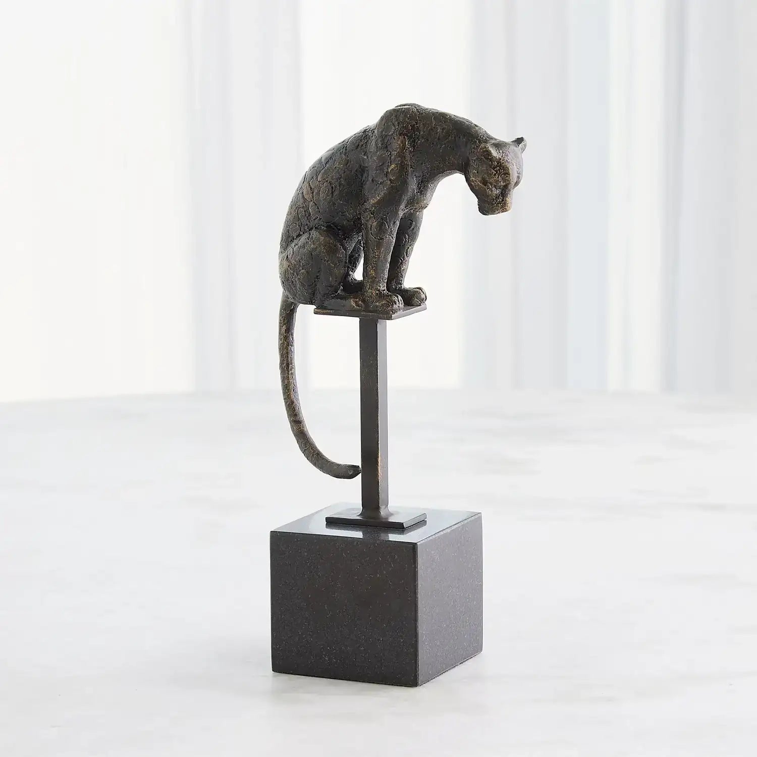 GLOBAL VIEWS PERCHED JAGUAR ON STAND - Decorative Accents