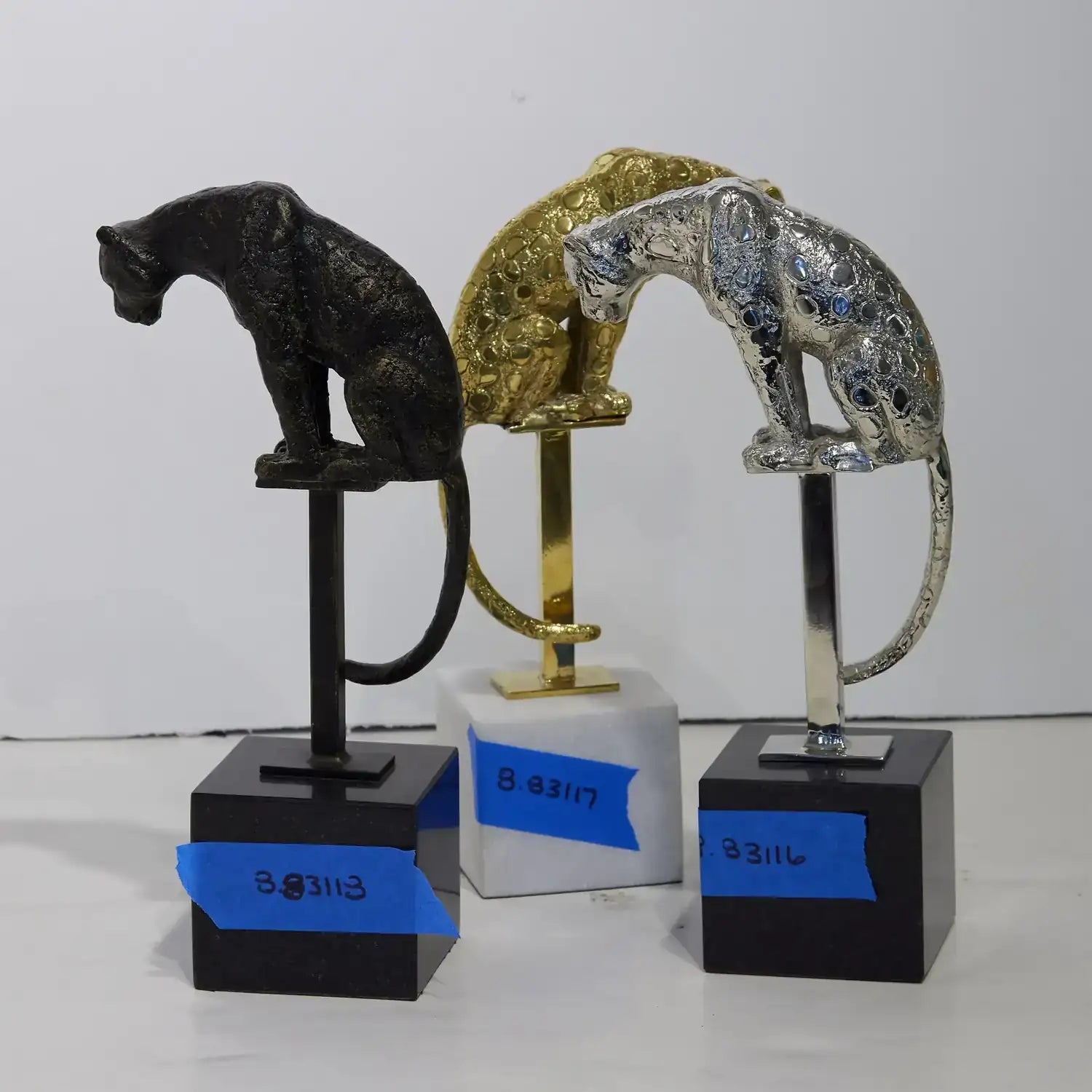 GLOBAL VIEWS PERCHED JAGUAR ON STAND - Decorative Accents