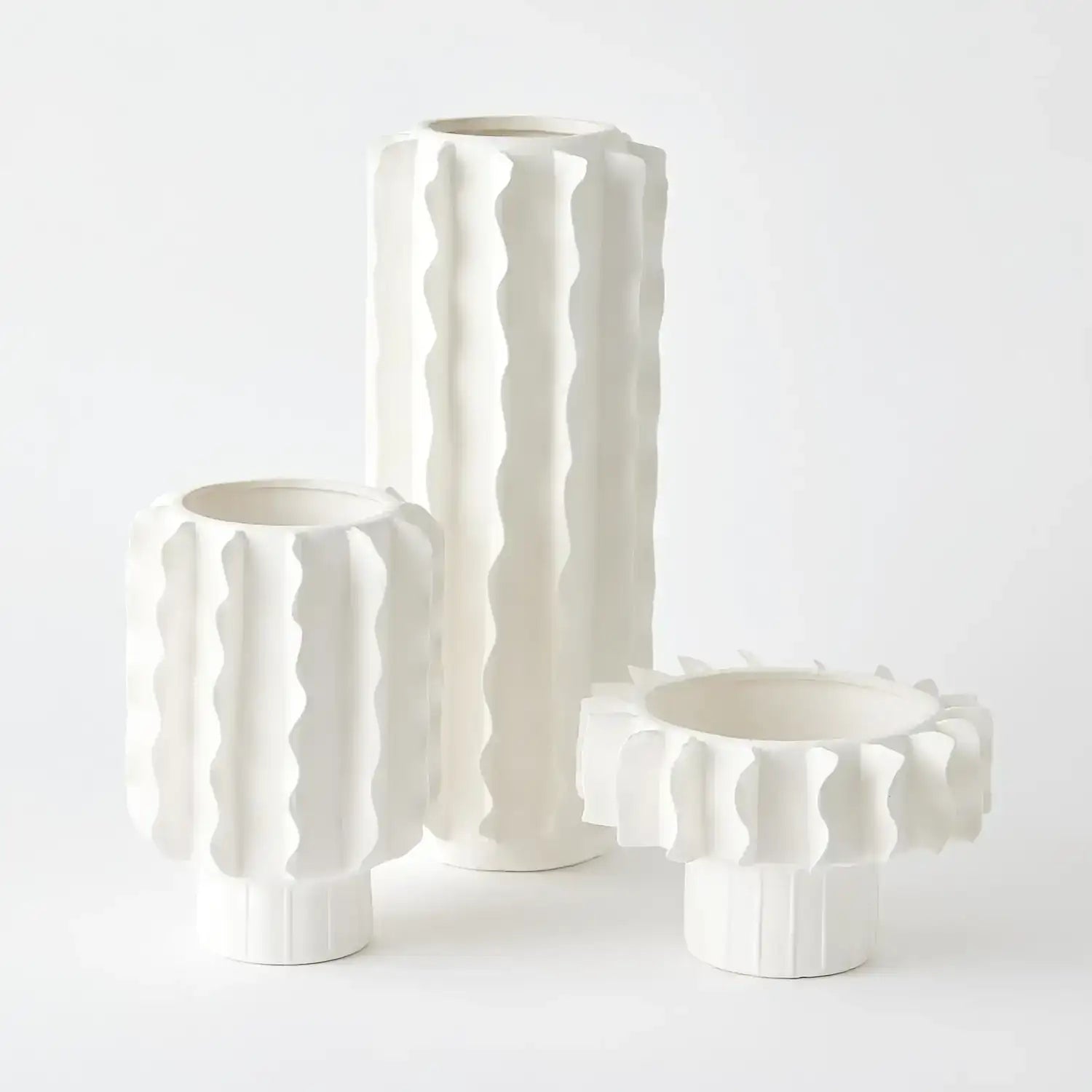 GLOBAL VIEWS FRILLED VASE - Decorative Accents