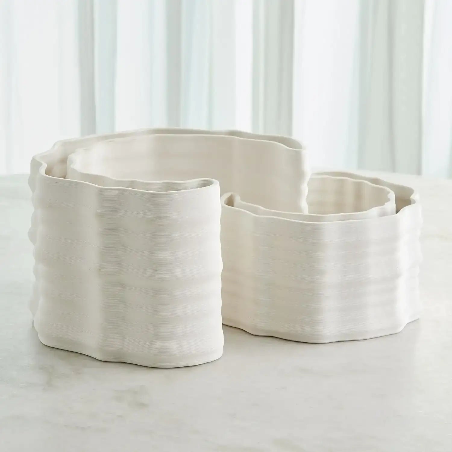 GLOBAL VIEWS CRESCENT PRINTED VASE - Decorative Accents