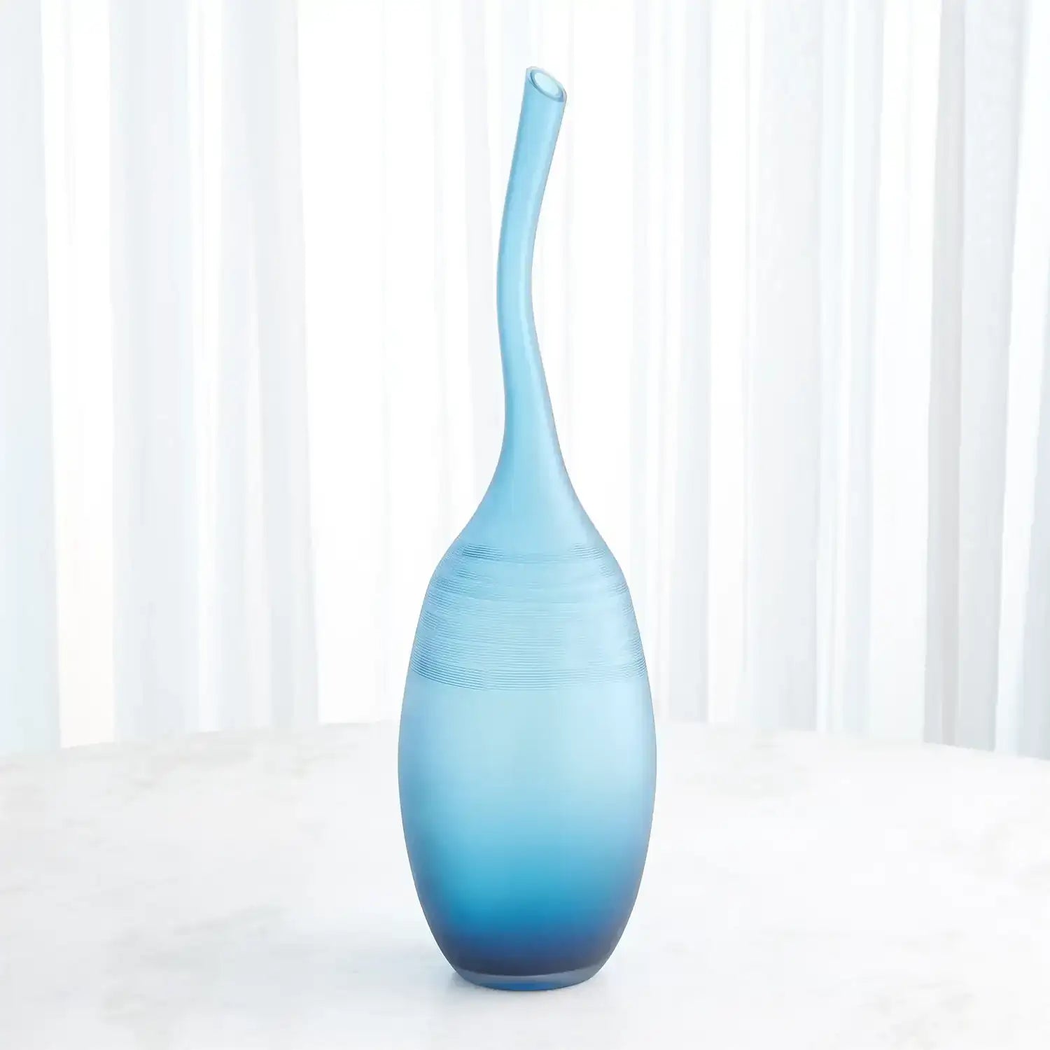 GLOBAL VIEWS CURVATURE BOTTLE - Art
