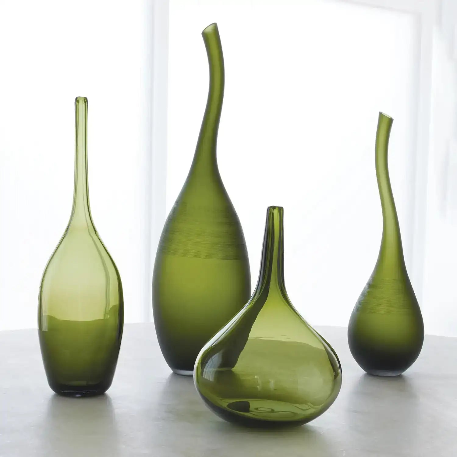 GLOBAL VIEWS CURVATURE BOTTLE - Art