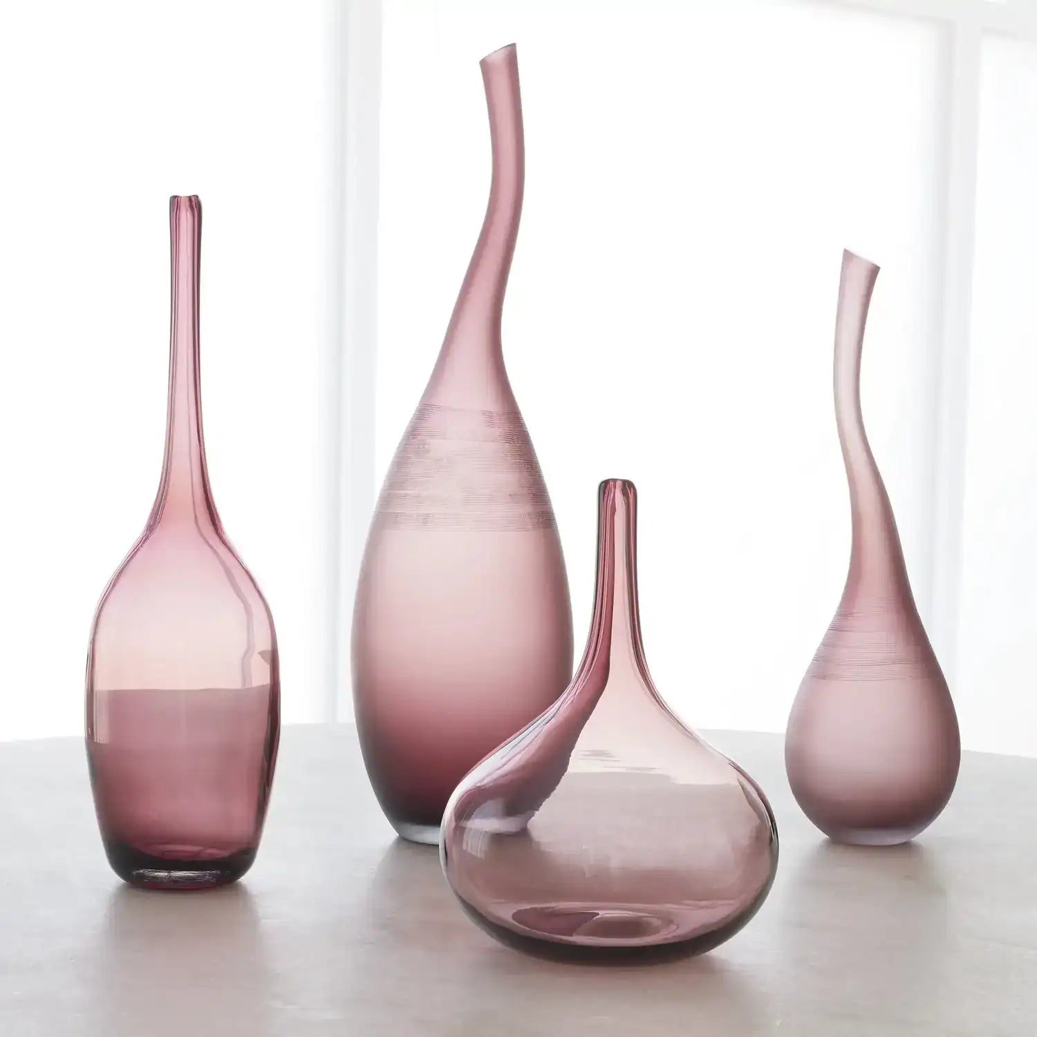 GLOBAL VIEWS PINNACLE BOTTLE - Art