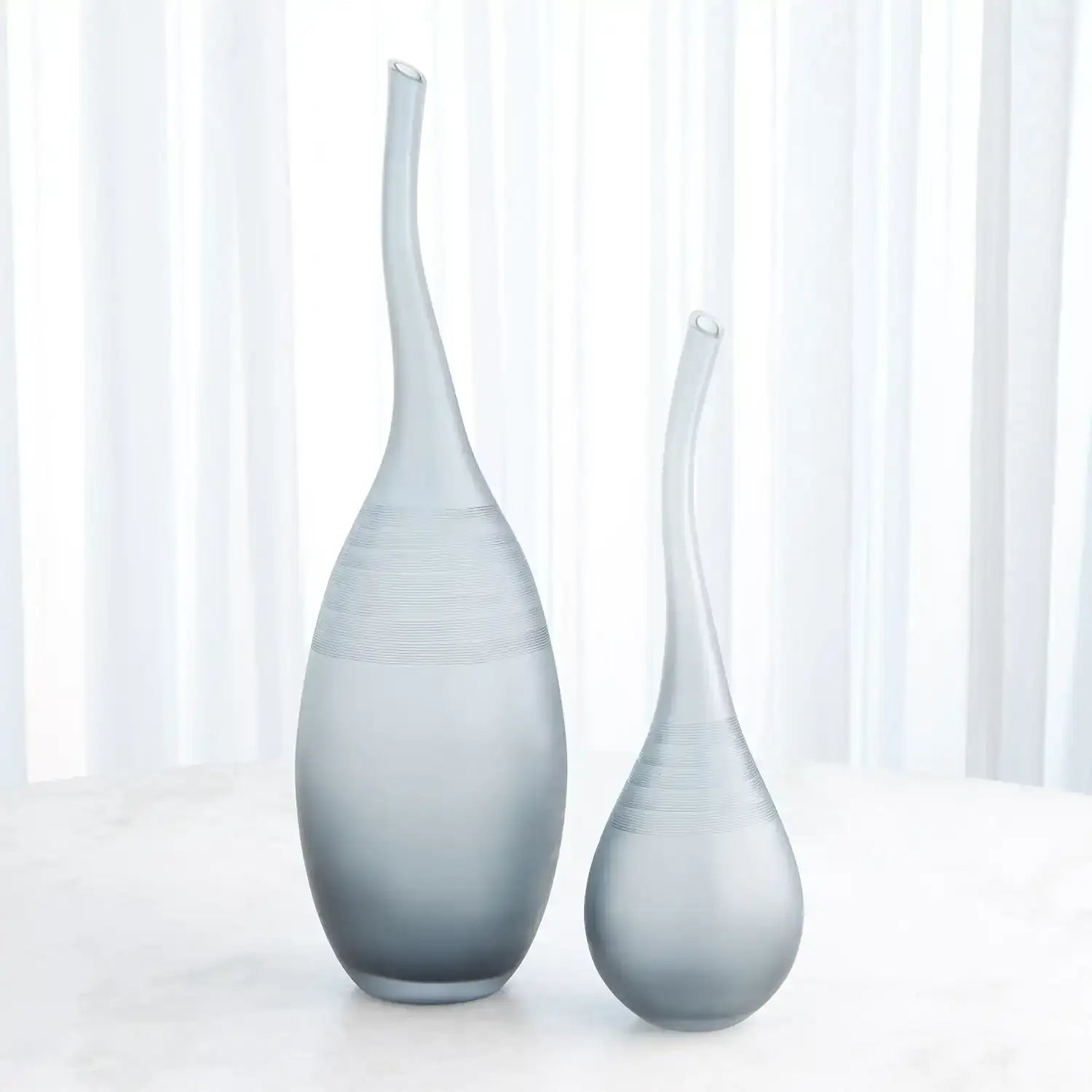 GLOBAL VIEWS CURVATURE BOTTLE - Art