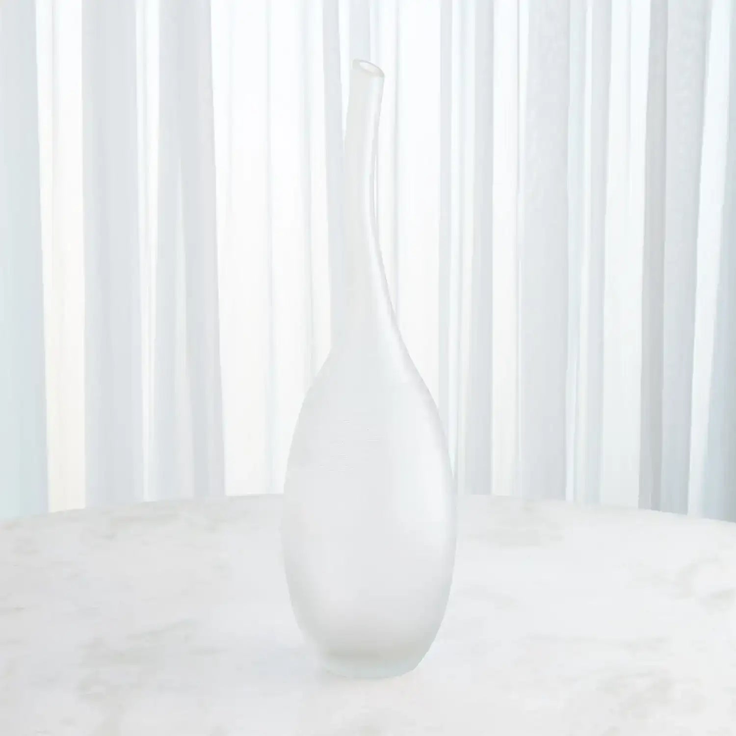 GLOBAL VIEWS CURVATURE BOTTLE - Art