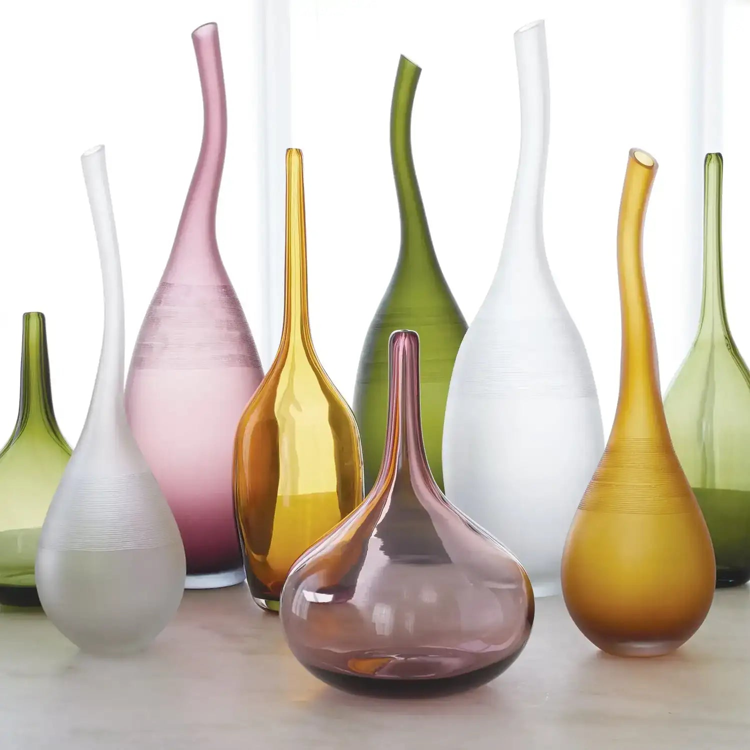 GLOBAL VIEWS CURVATURE BOTTLE - Art