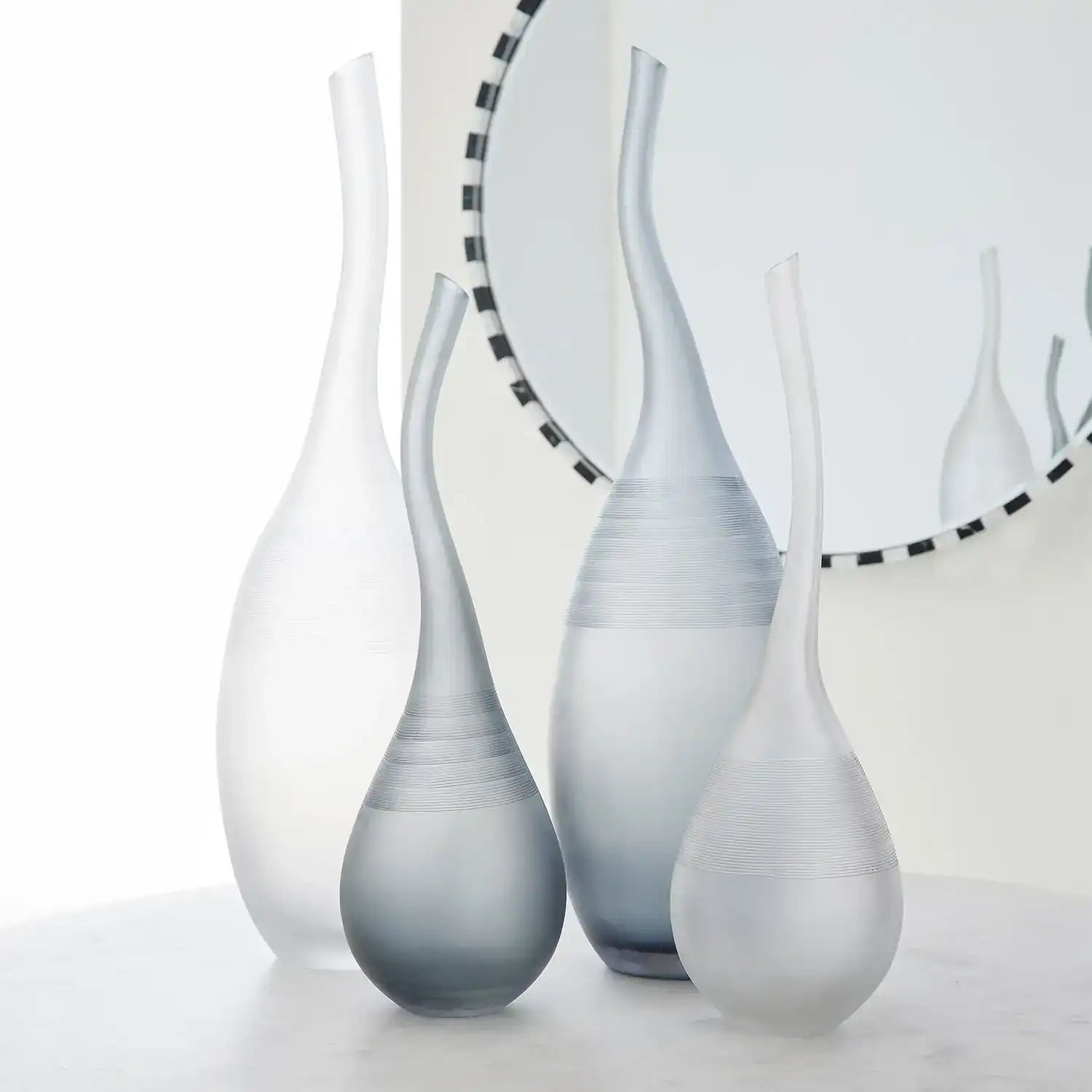 GLOBAL VIEWS CURVATURE BOTTLE - Art