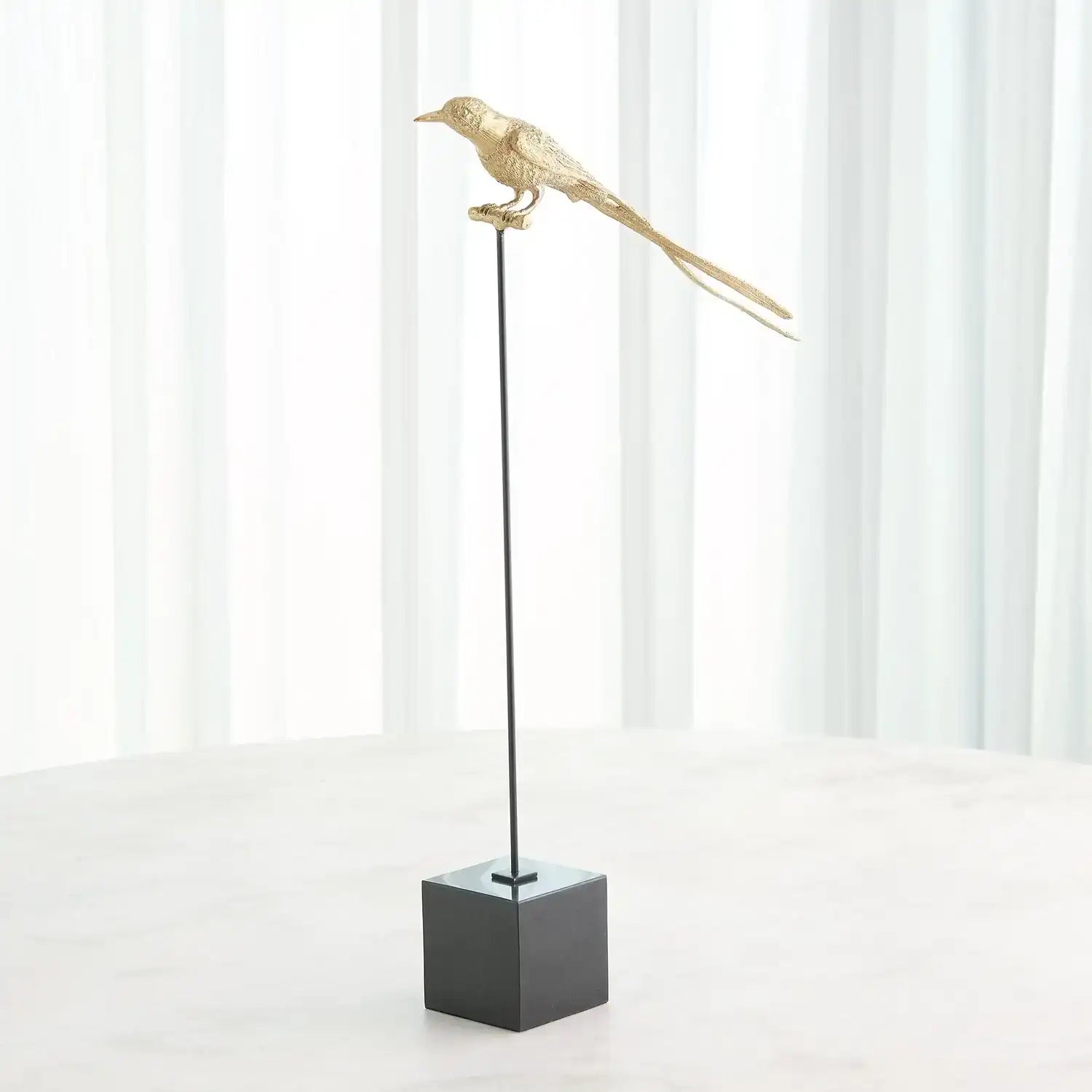 GLOBAL VIEWS PERCHED SWALLOW - Decorative Accents