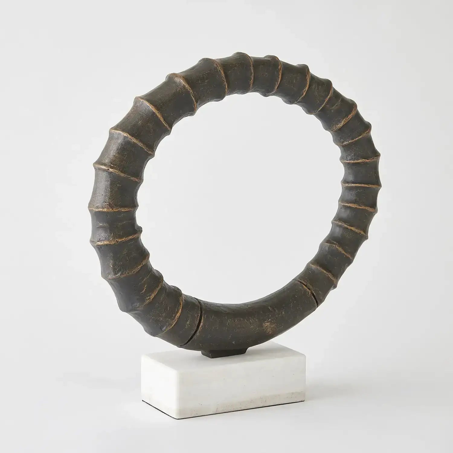 GLOBAL VIEWS INFINITY HORN SCULPTURE - Decorative Accents