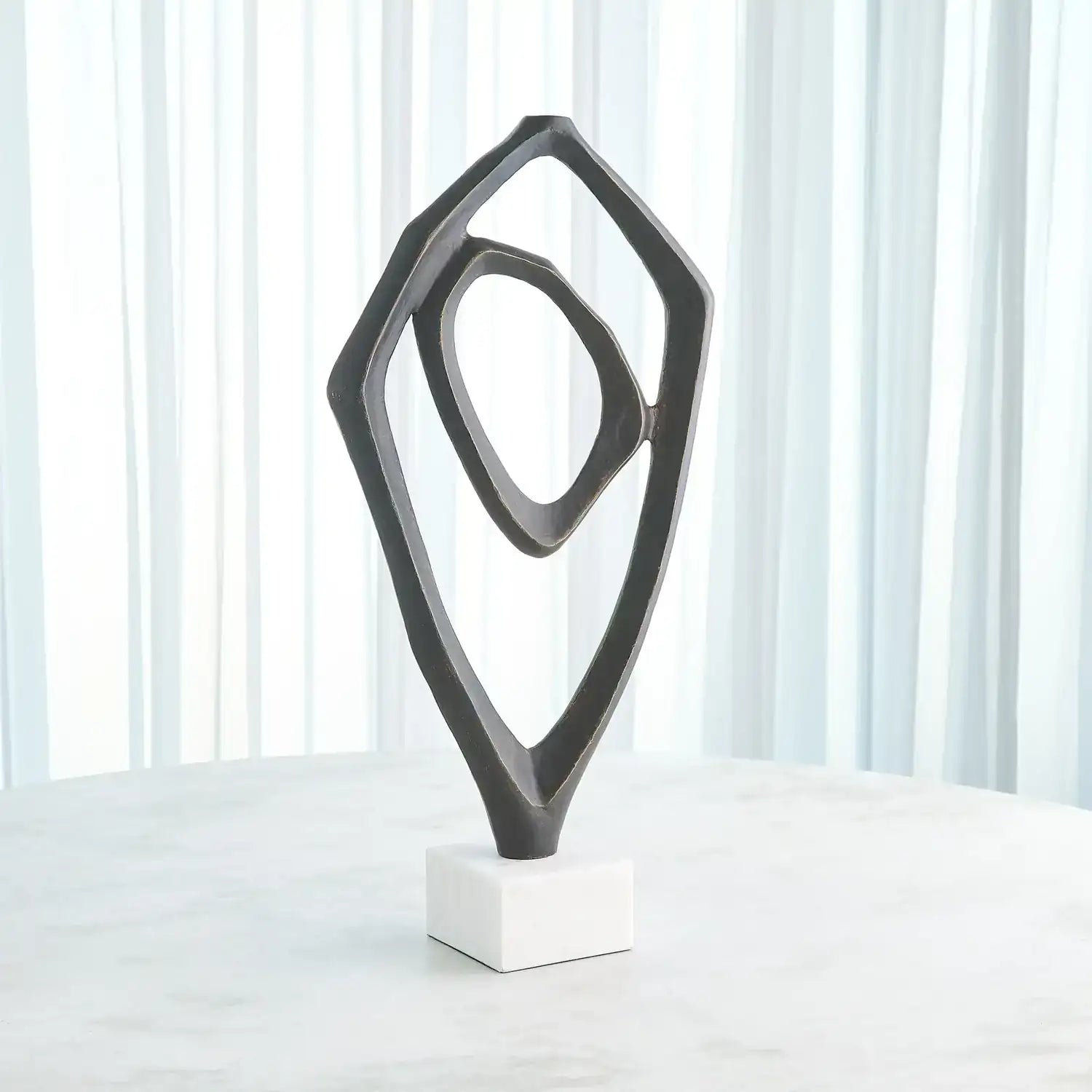 GLOBAL VIEWS INTERPLAY SCULPTURE - Decorative Accents