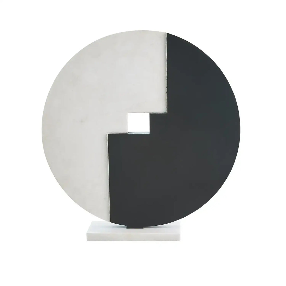 GLOBAL VIEWS STONE MEDALLION SCULPTURE - Decorative Accents