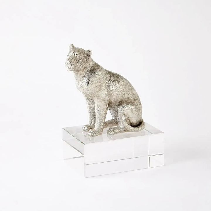 GLOBAL VIEWS LIONESS SCULPTURE - Decorative Accents