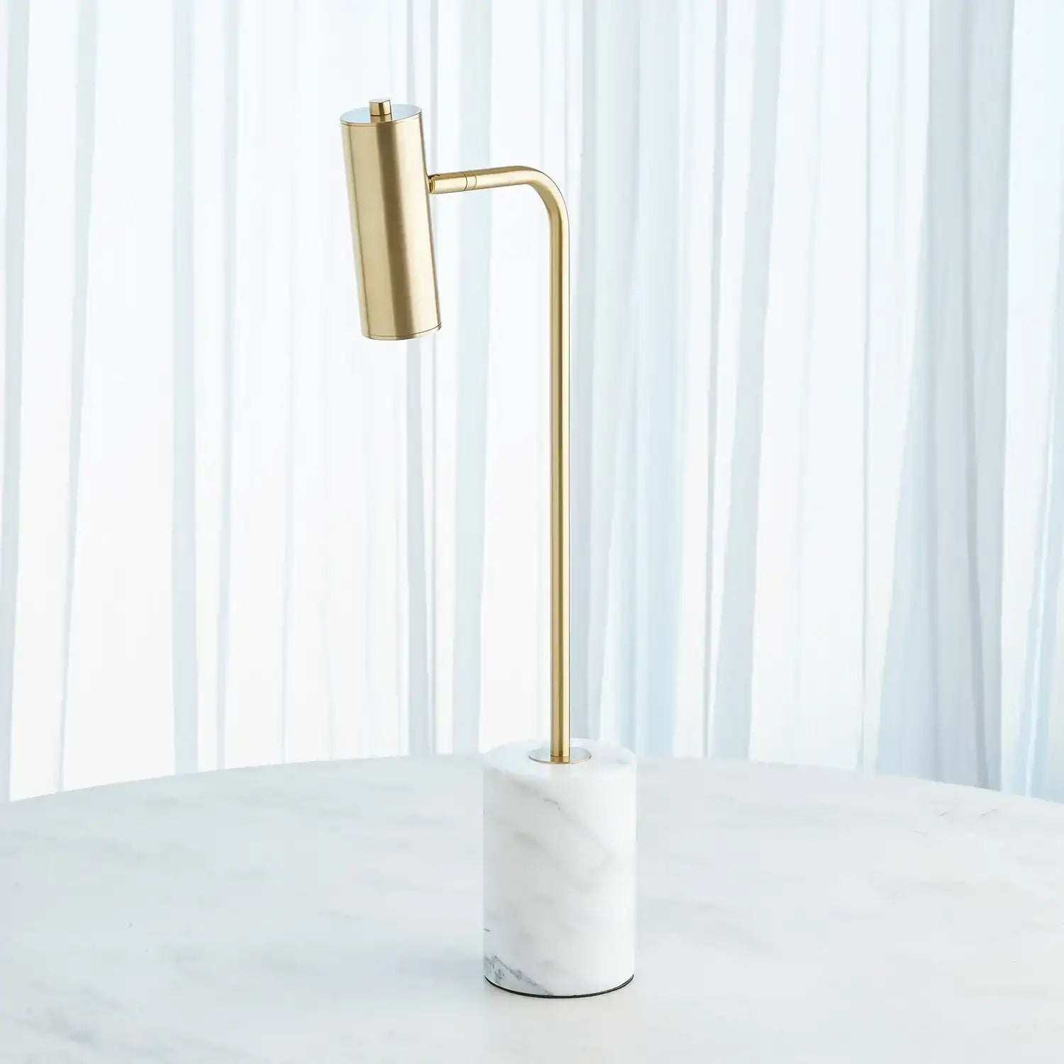 GLOBAL VIEWS, SPOTLIGHT TABLE LAMP, TABLE LAMPS