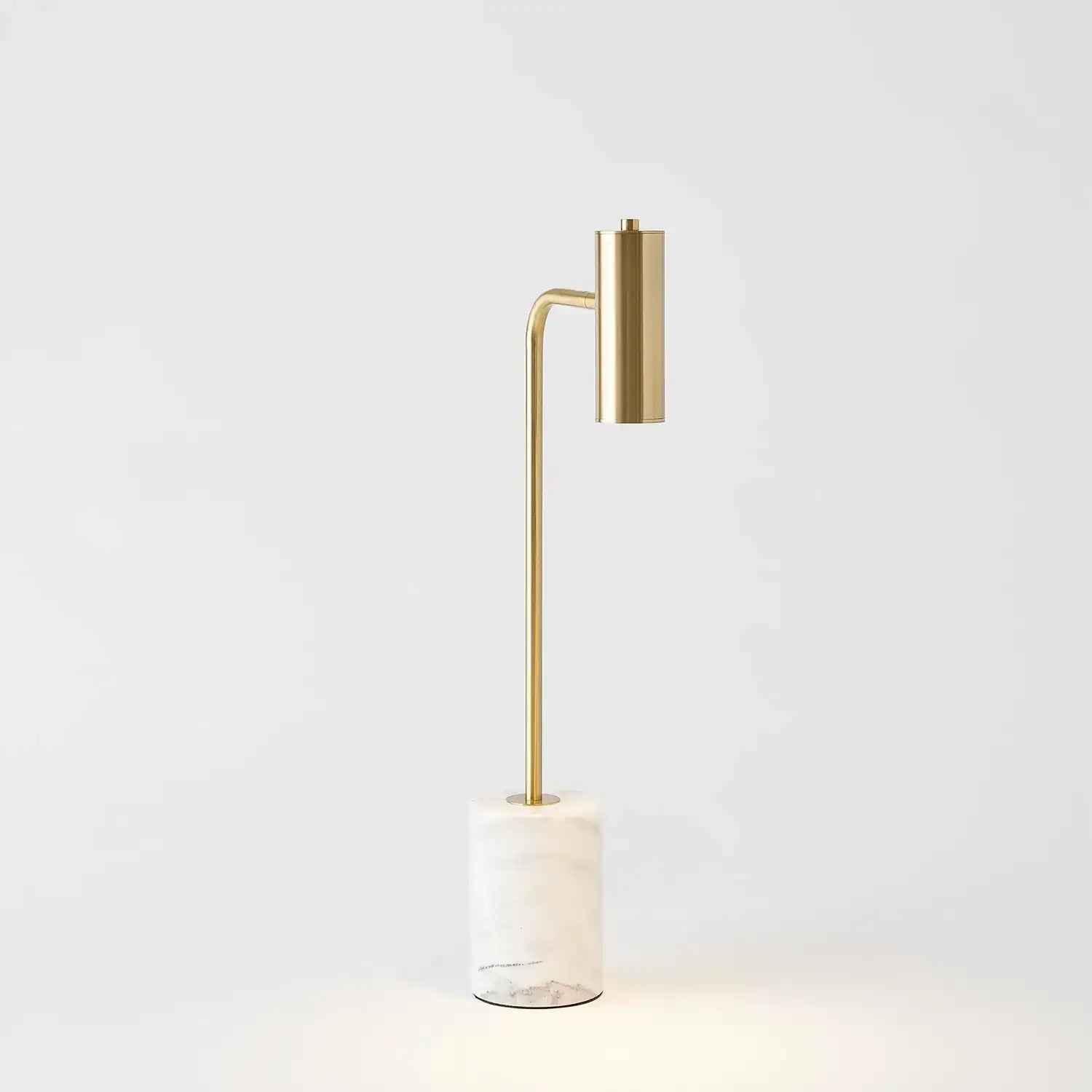 GLOBAL VIEWS, SPOTLIGHT TABLE LAMP, TABLE LAMPS