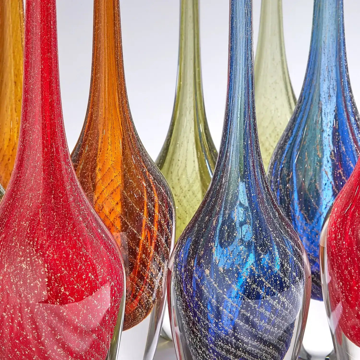 GLOBAL VIEWS FLECKED SPIRE BOTTLE - Art