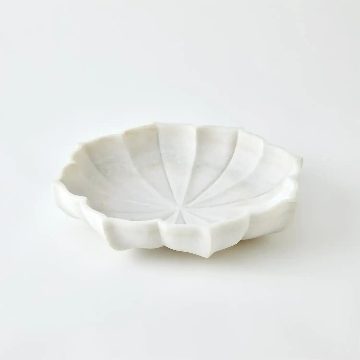 GLOBAL VIEWS MARBLE PETAL BOWL - Decorative Accents