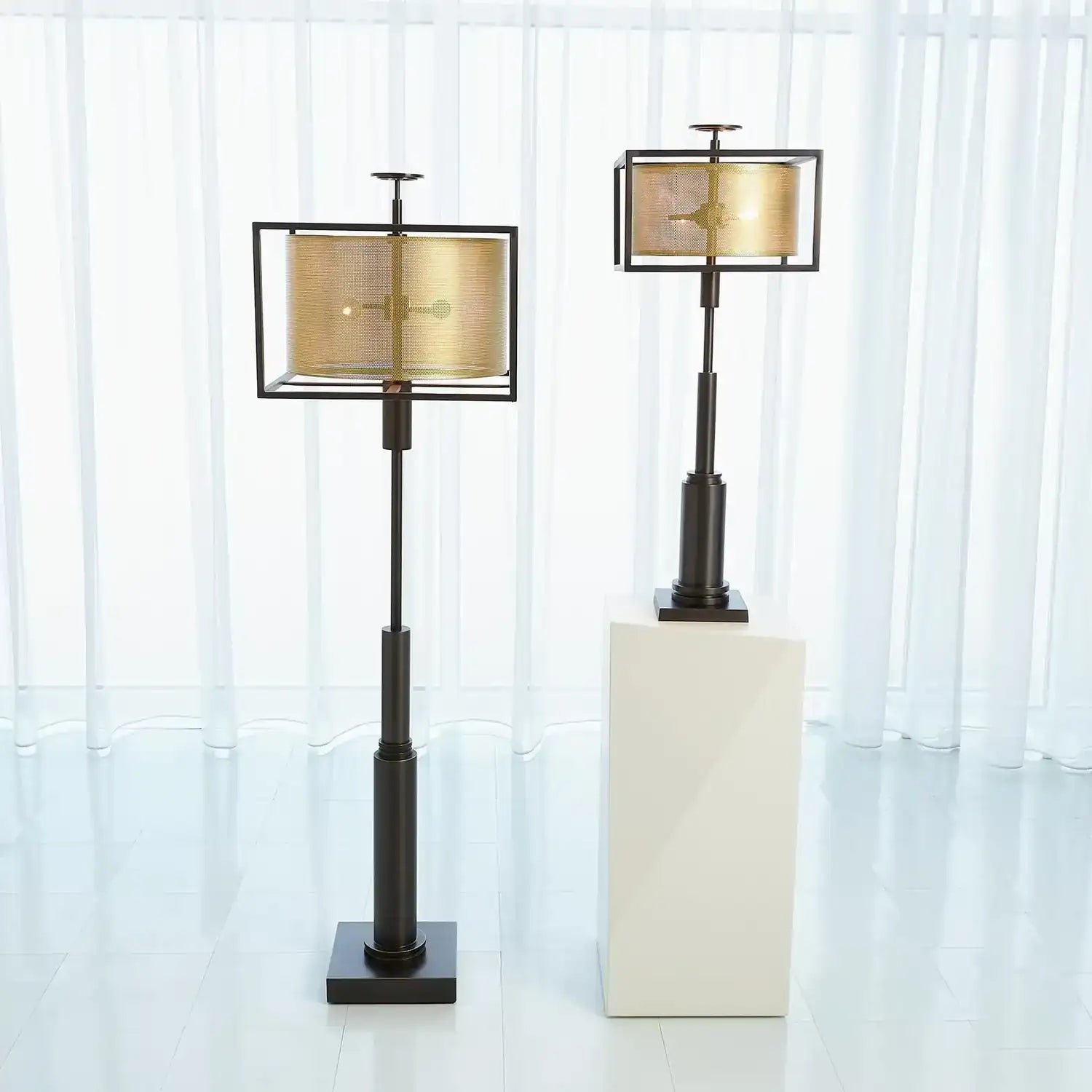 GLOBAL VIEWS, DOUBLE SHADE LAMP, TABLE LAMPS