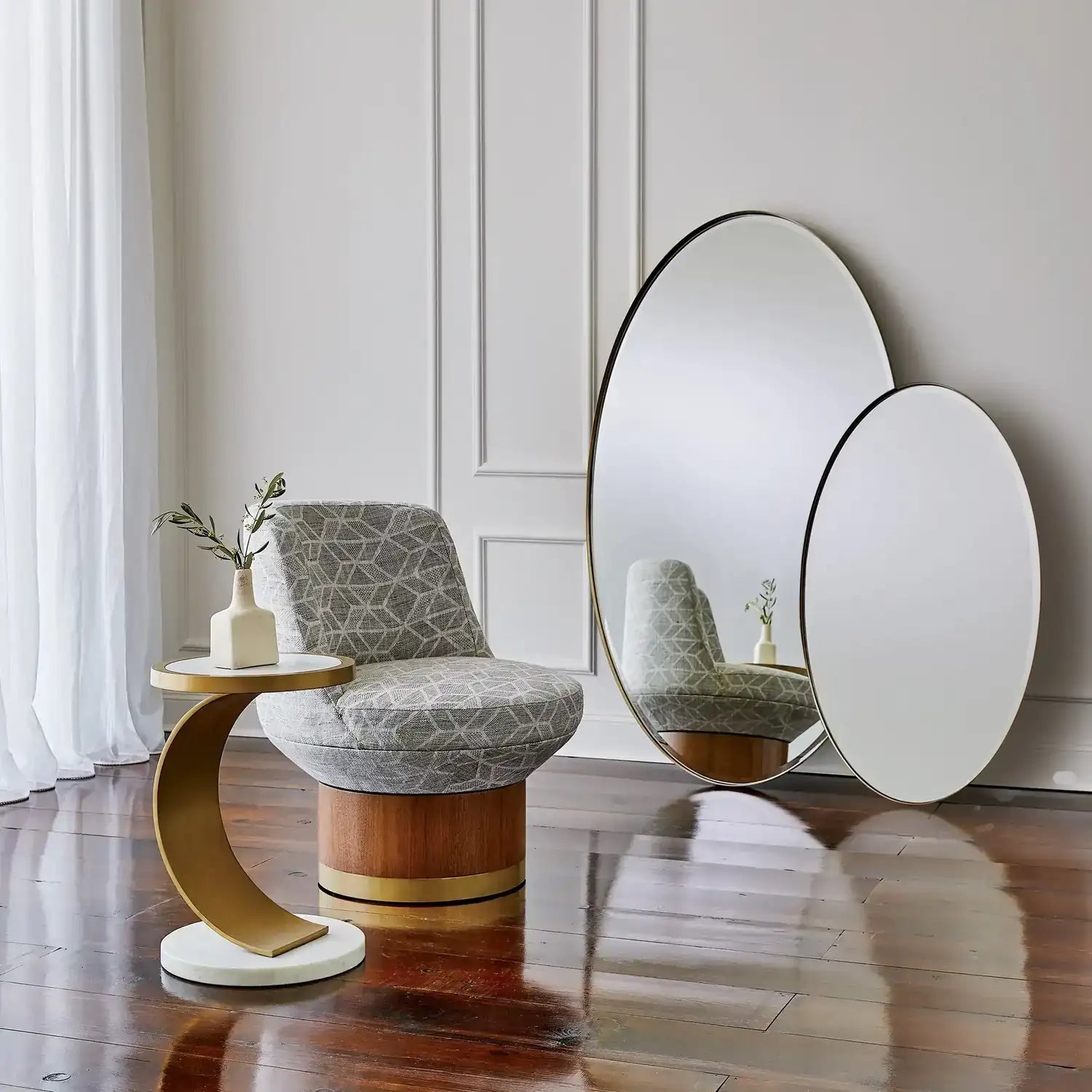 GLOBAL VIEWS C ACCENT TABLE - Side
