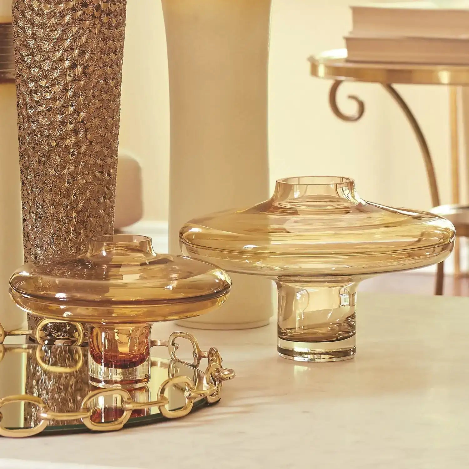 GLOBAL VIEWS LINKED MIRRORED TRAY - Decorative Accents