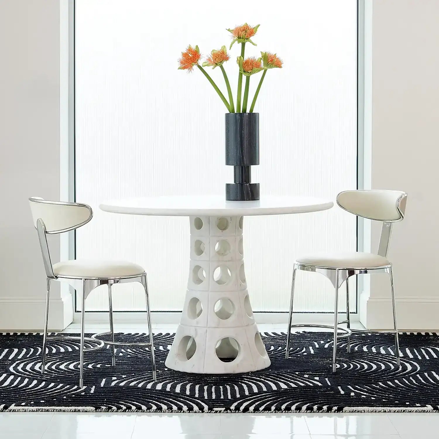 GLOBAL VIEWS TAPER CIRCLE DINING TABLE - Dinning Tables