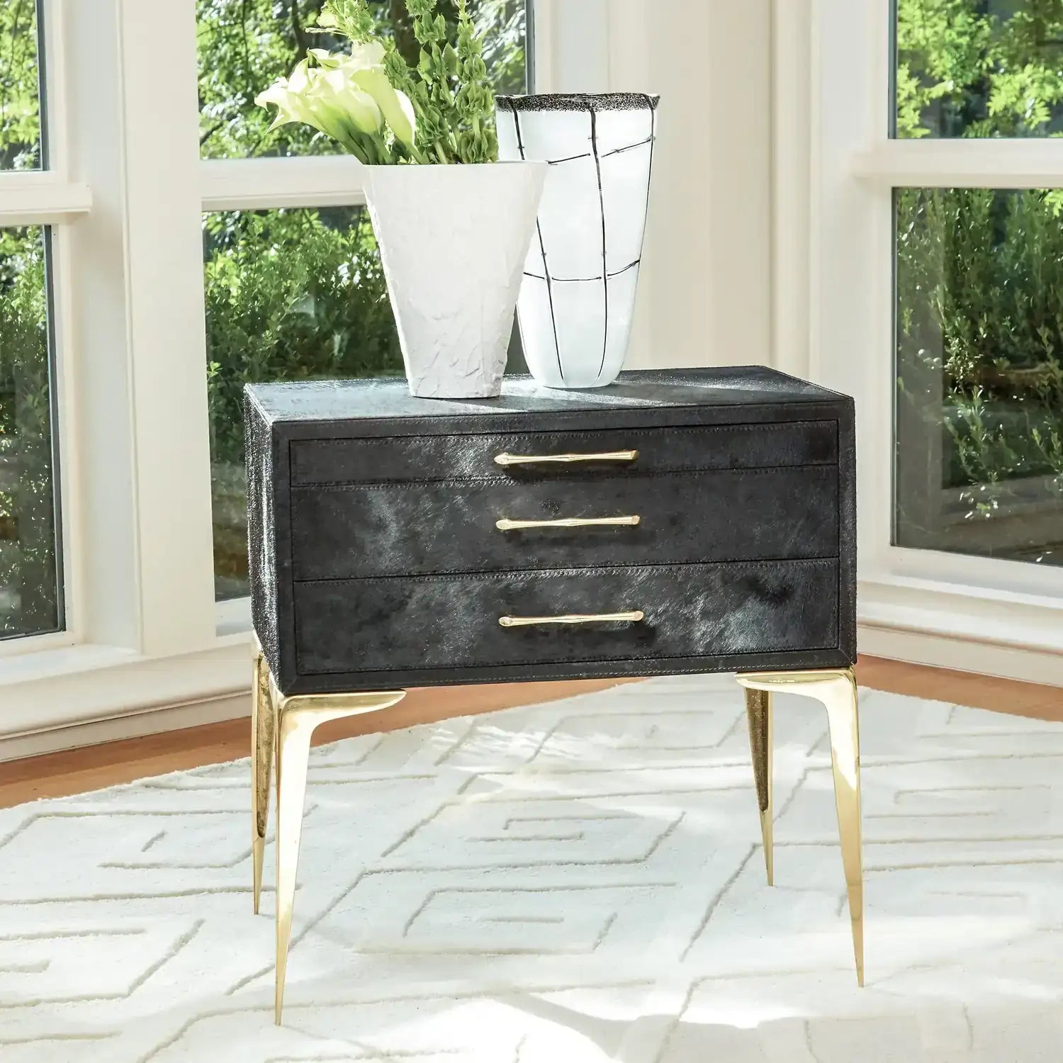 GLOBAL VIEWS STILETTO BEDSIDE TABLE - Beds