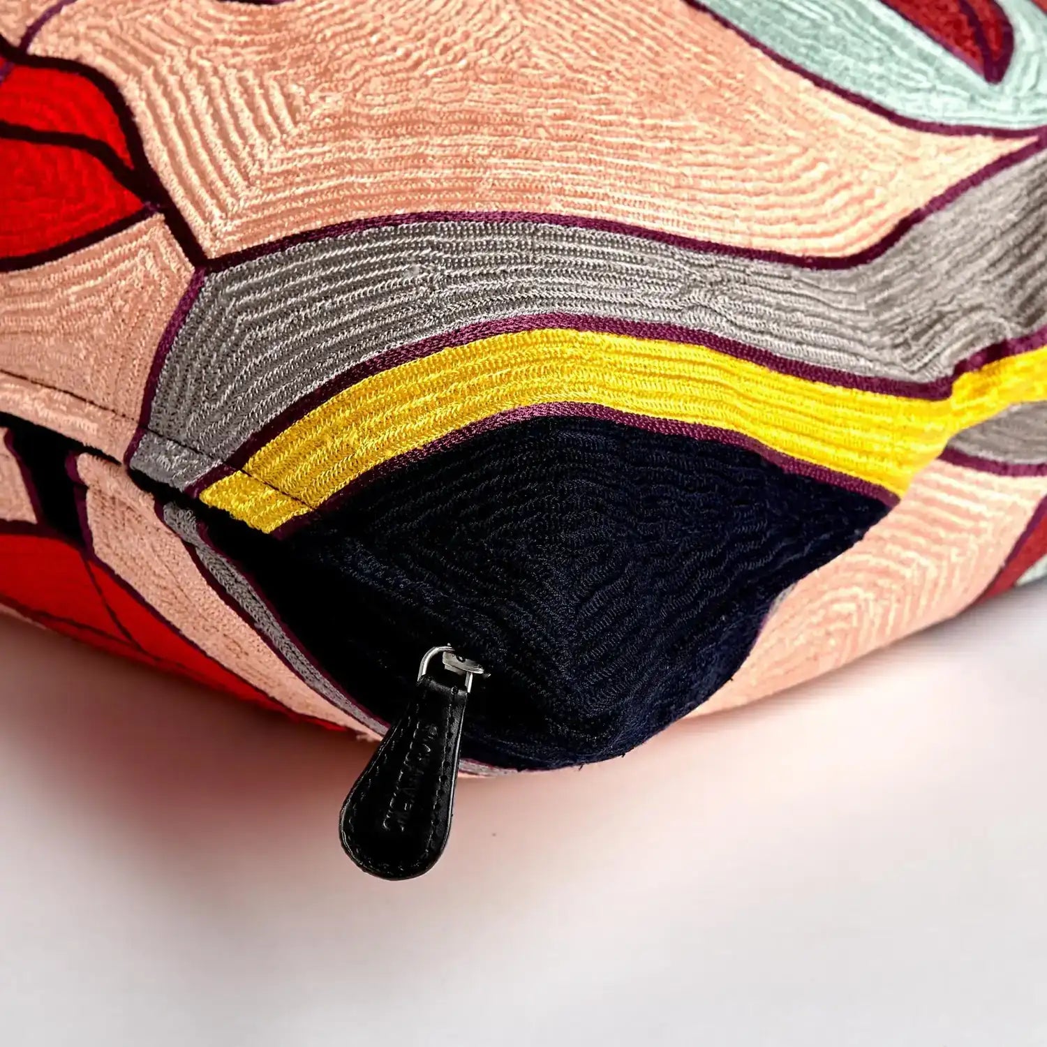GLOBAL VIEWS PALOMA PILLOW - Decorative Accents