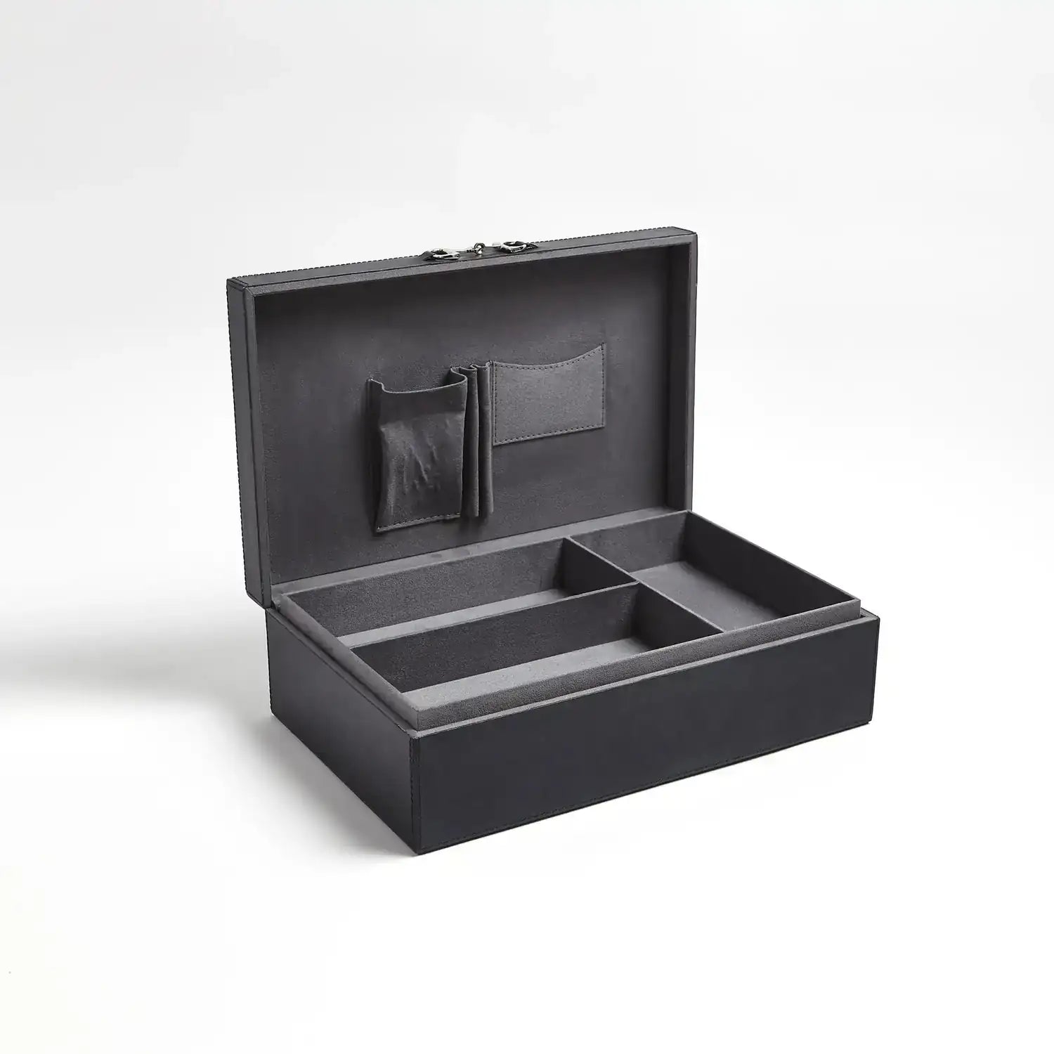 GLOBAL VIEWS STIRRUP DETAIL BOX - Decorative Accents