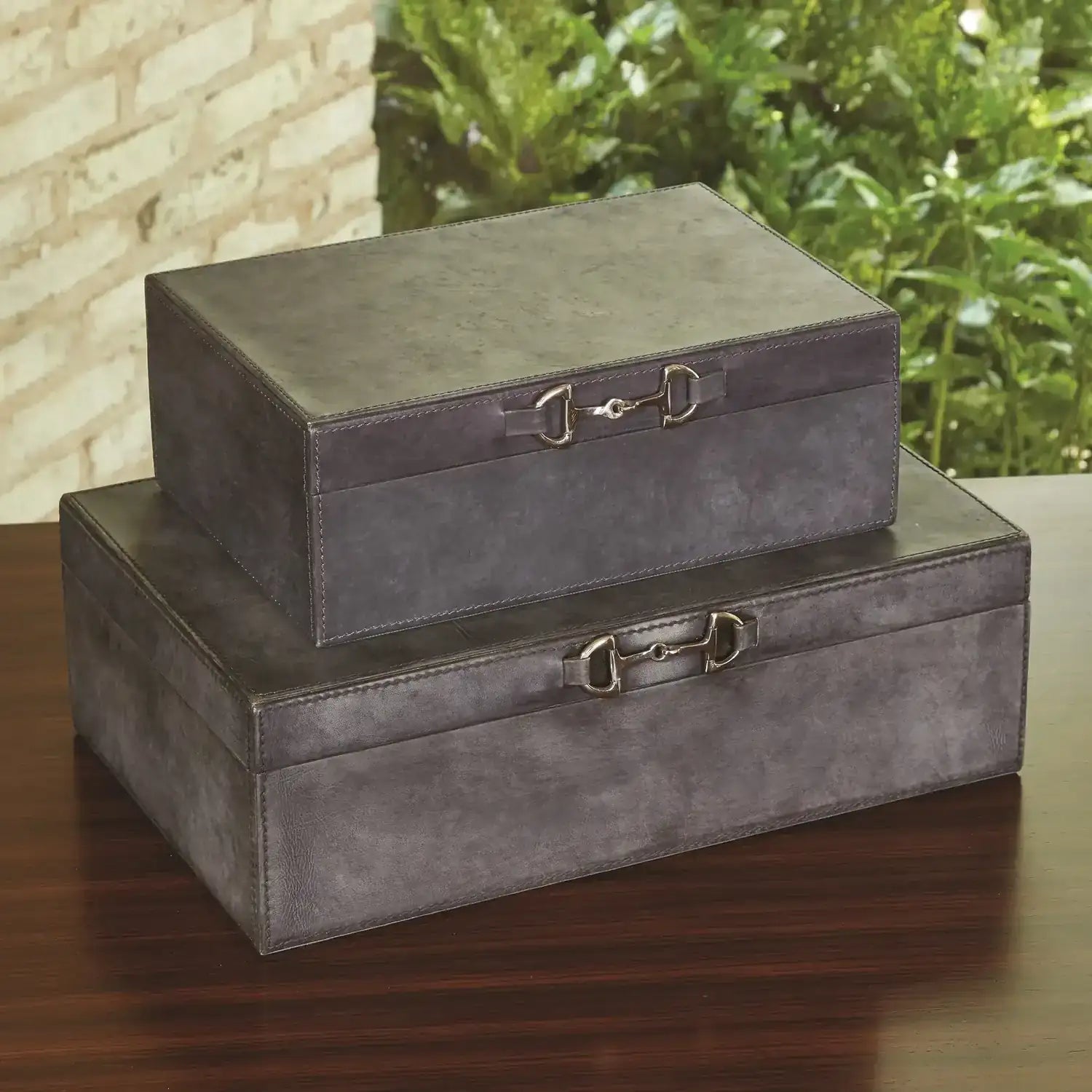 GLOBAL VIEWS STIRRUP DETAIL BOX - Decorative Accents