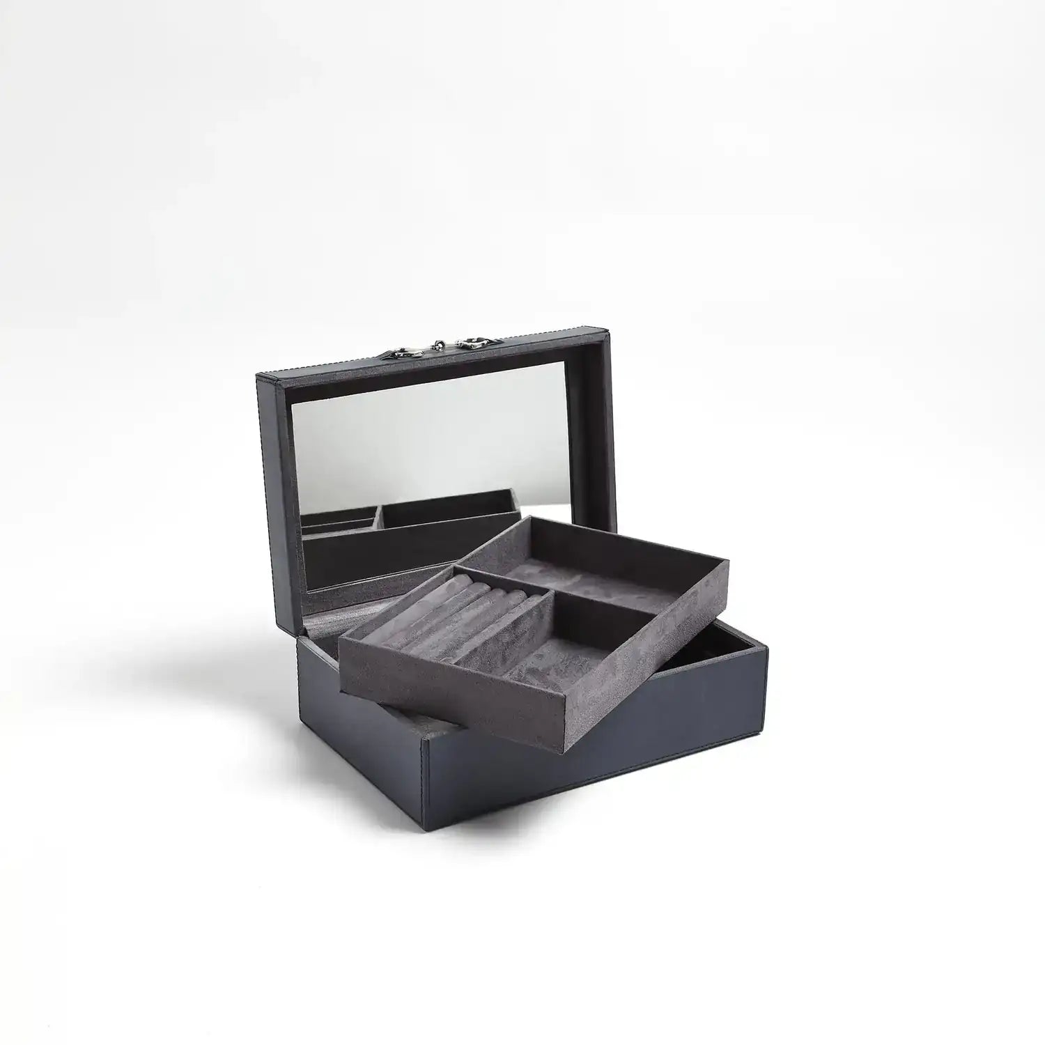GLOBAL VIEWS STIRRUP DETAIL BOX - Decorative Accents