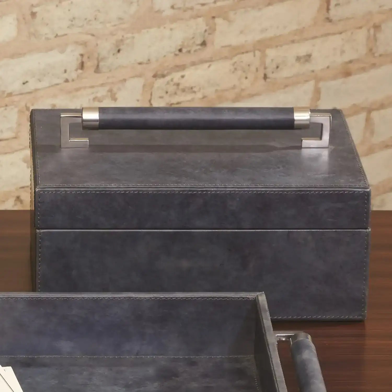 GLOBAL VIEWS WRAPPED LEATHER HANDLE BOX - Decorative Accents