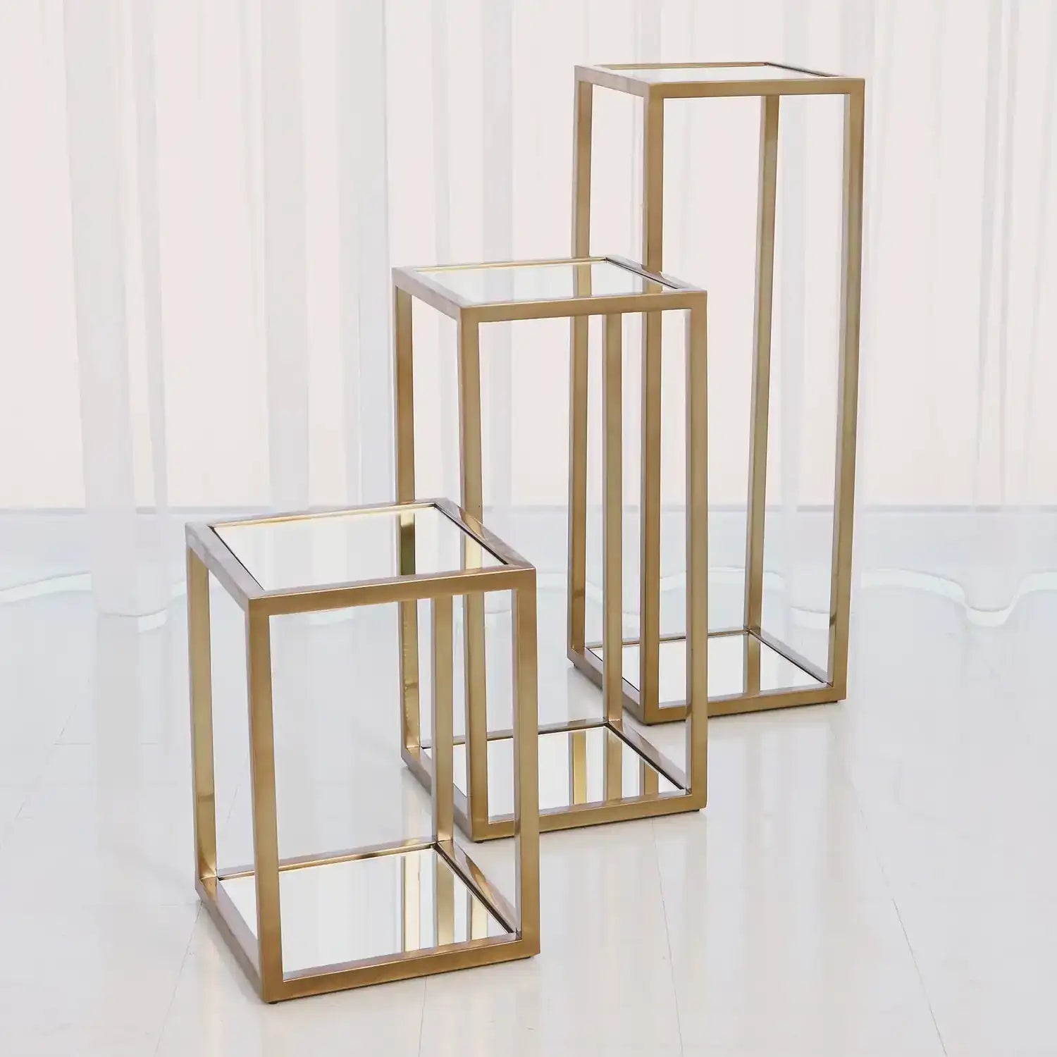 GLOBAL VIEWS ESCHER PEDESTAL/PLANTER - Decorative Accents