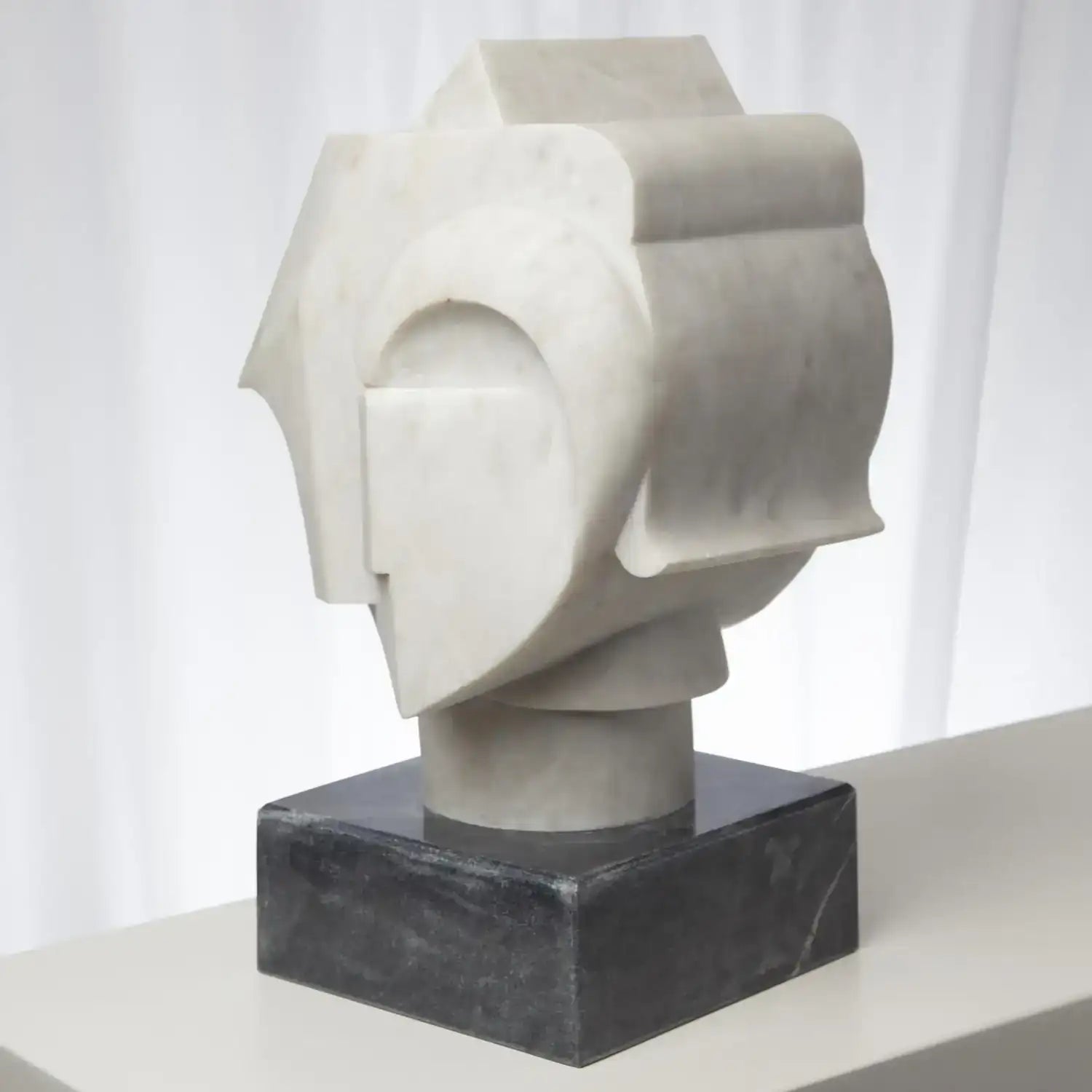 GLOBAL VIEWS ABSTRACT BUST - Decorative Accents