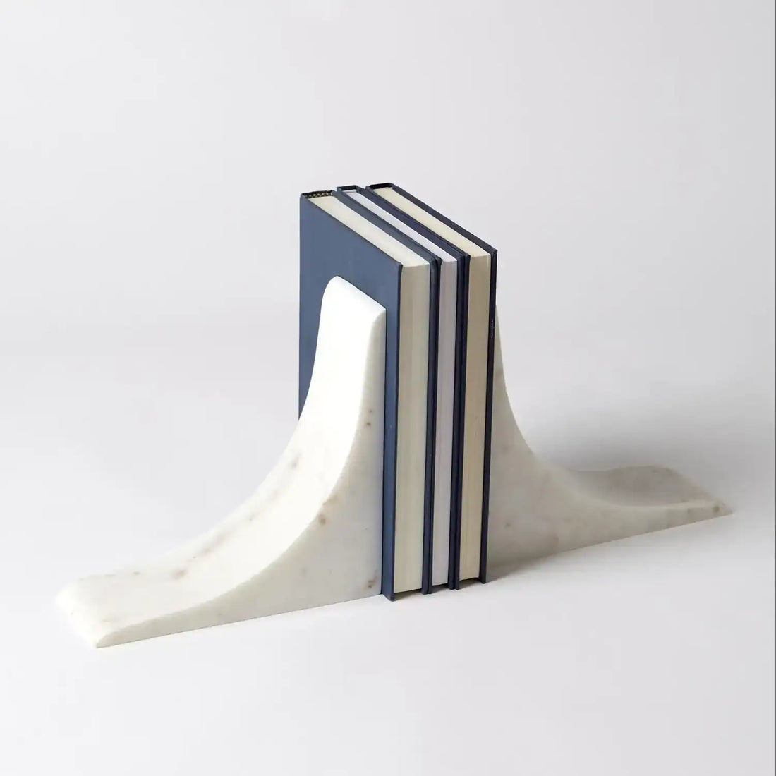 GLOBAL VIEWS SLEEK BOOKENDS - Decorative Accents