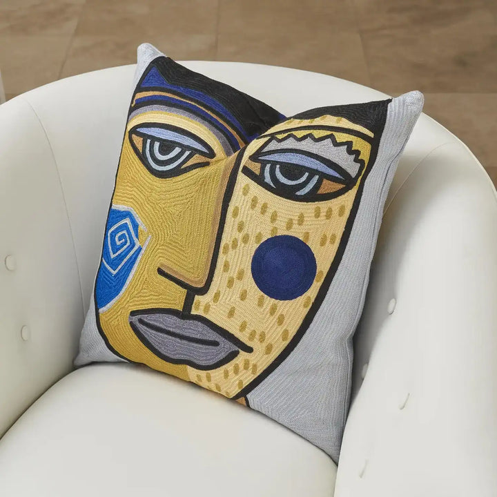 GLOBAL VIEWS PAULO PILLOW - Decorative Accents