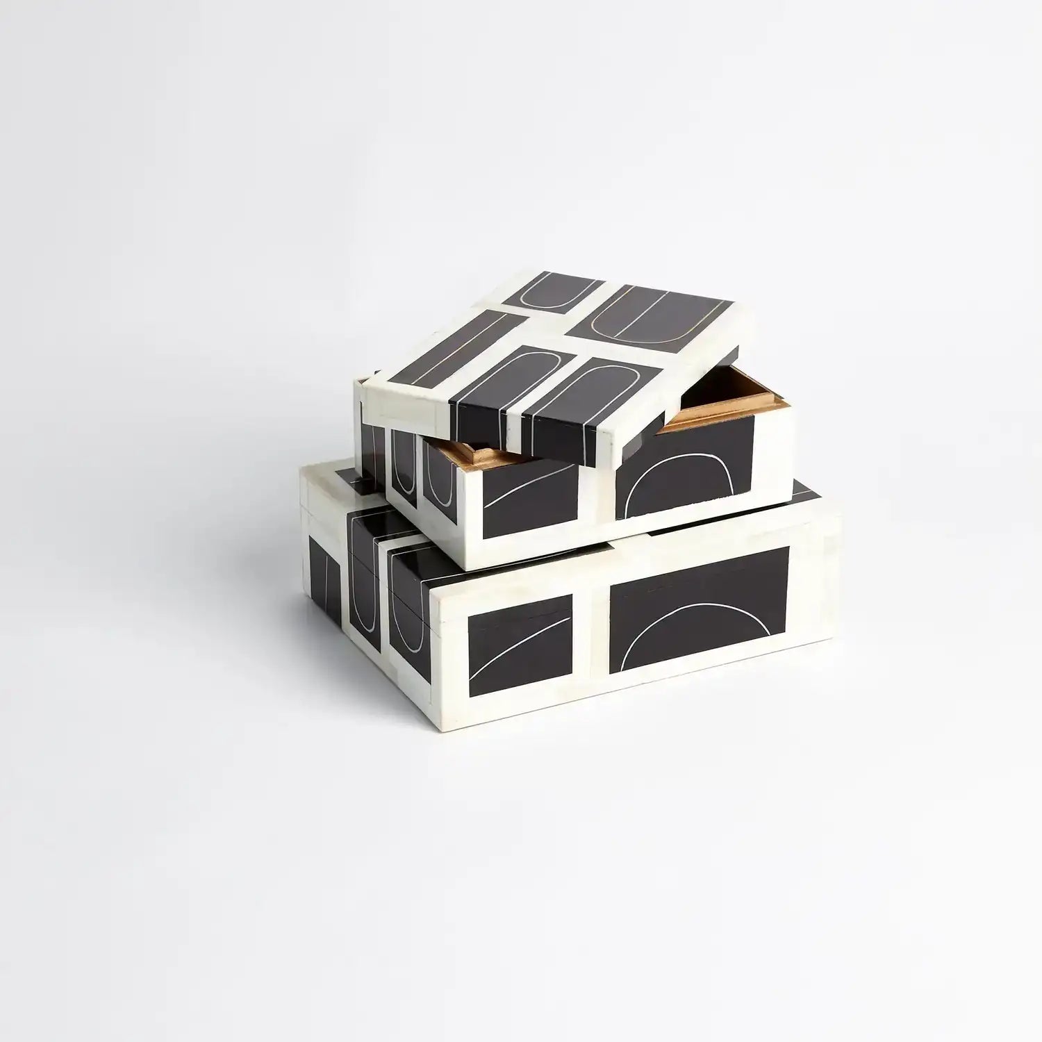 GLOBAL VIEWS BRASS LOOP BOX - Decorative Accents