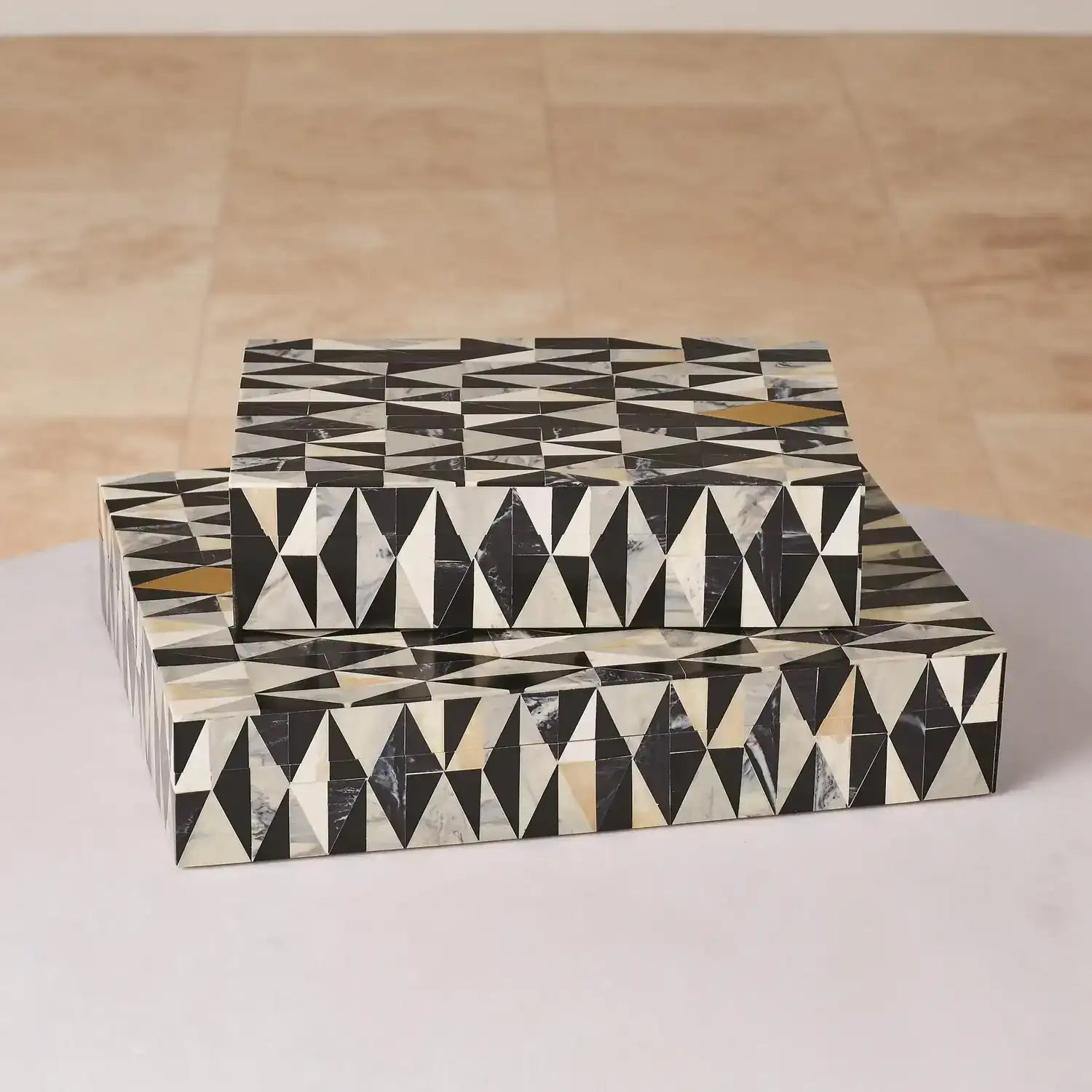 GLOBAL VIEWS BRASS DIAMOND BOX - Decorative Accents