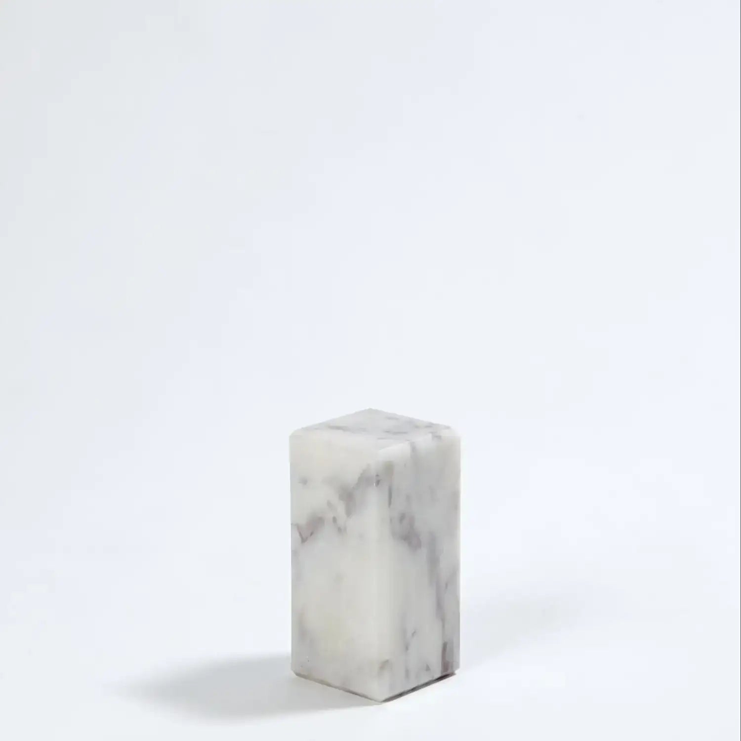 GLOBAL VIEWS 3" MARBLE MINI PEDESTAL/RISER - Decorative Accents