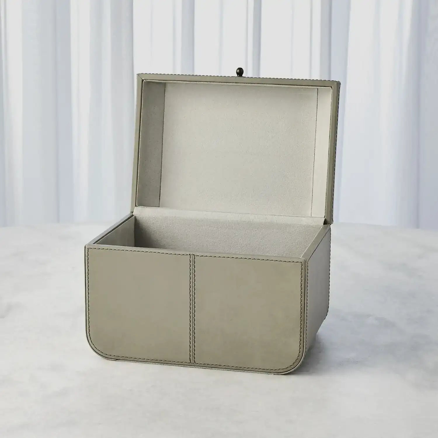 GLOBAL VIEWS CURVED CORNER BOX - Decorative Accents