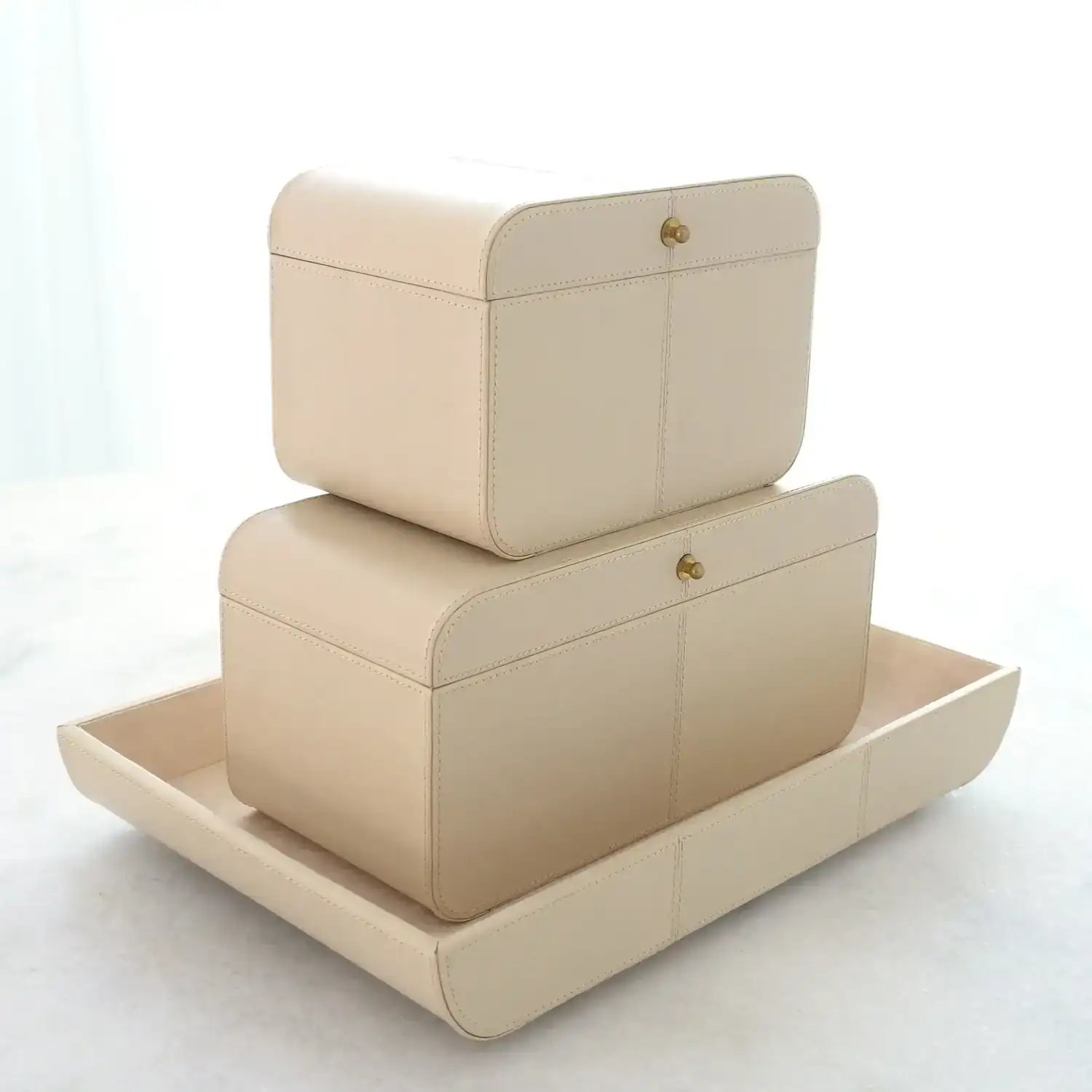 GLOBAL VIEWS CURVED CORNER BOX - Decorative Accents
