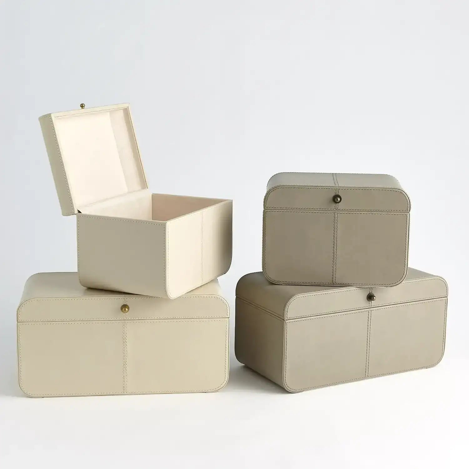 GLOBAL VIEWS CURVED CORNER BOX - Decorative Accents