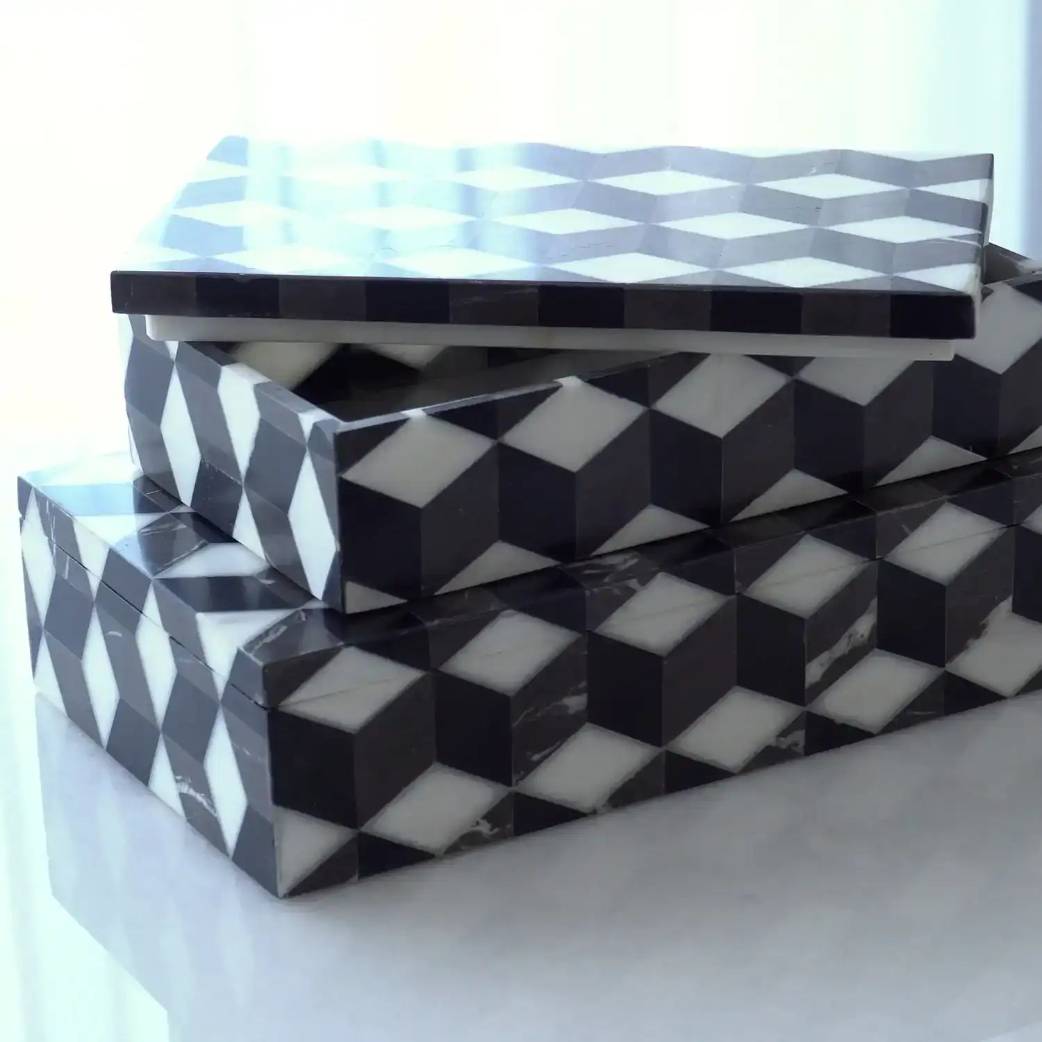 GLOBAL VIEWS ESCHER MARBLE BOX - Decorative Accents