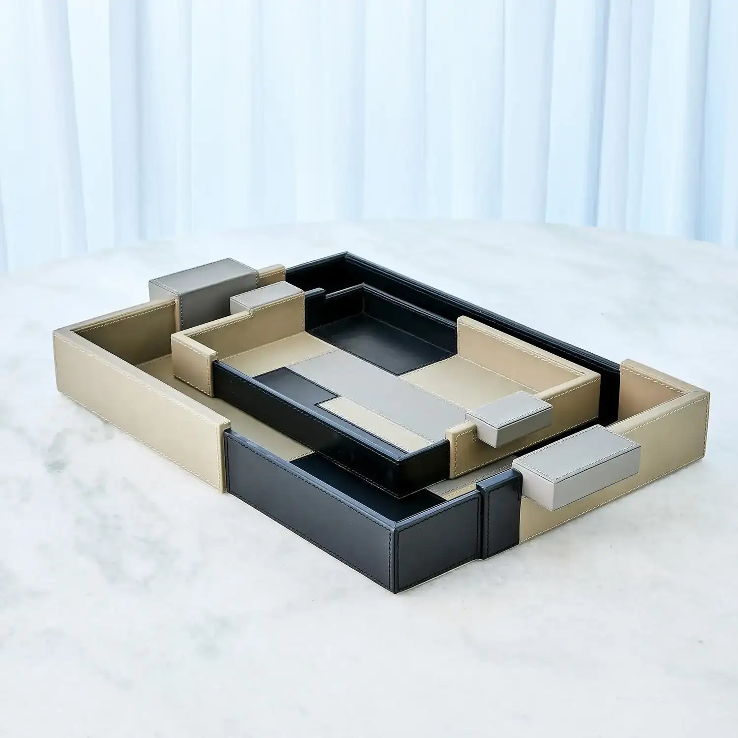 GLOBAL VIEWS PIET TRI - Decorative Accents