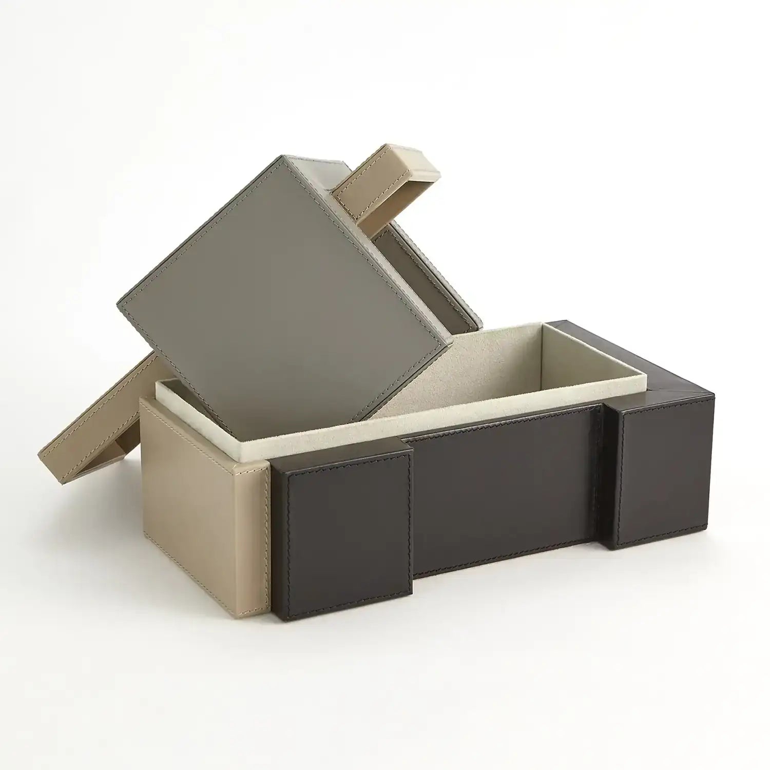 GLOBAL VIEWS PIET TRI - Decorative Accents