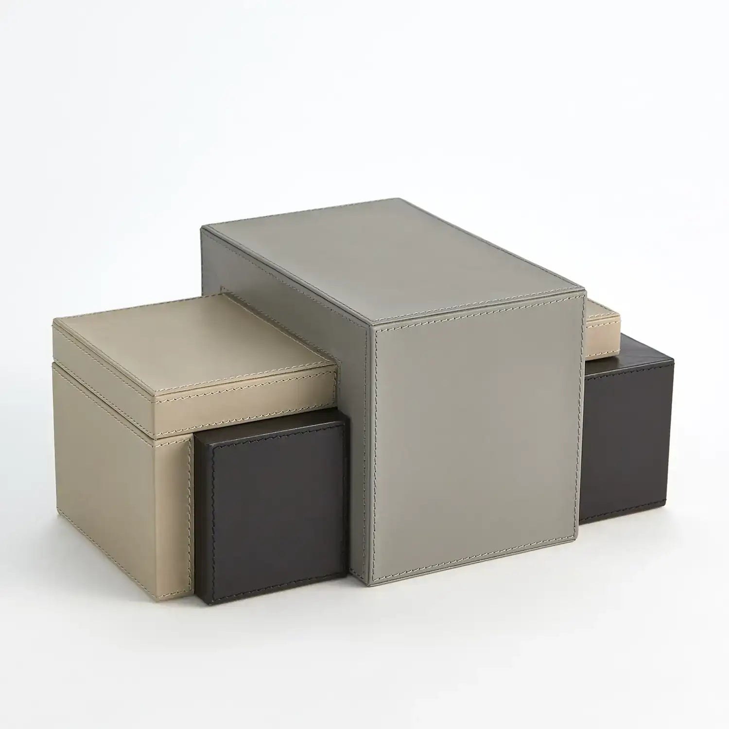GLOBAL VIEWS PIET TRI - Decorative Accents