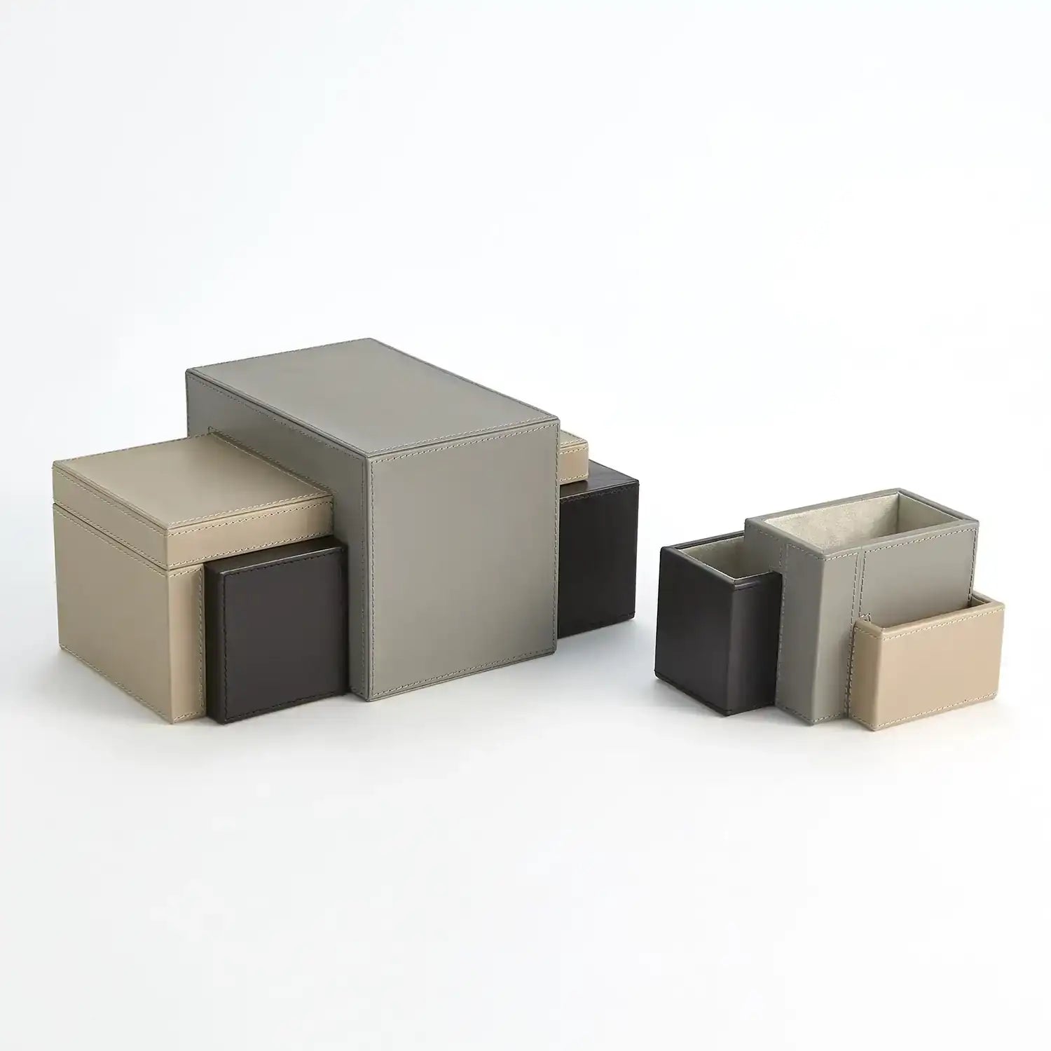 GLOBAL VIEWS PIET TRI - Decorative Accents