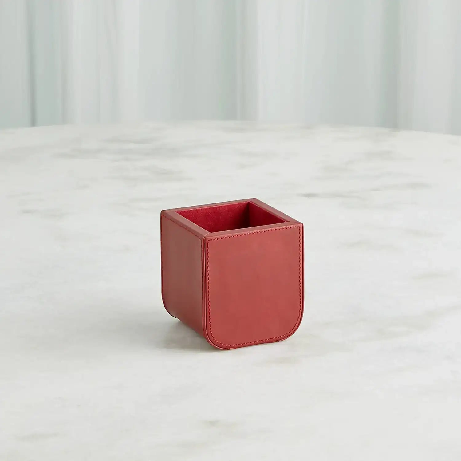 GLOBAL VIEWS RADIUS EDGE LEATHER PENCIL CUP - Decorative Accents