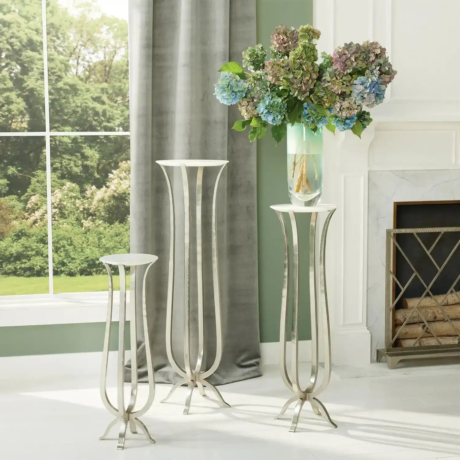 GLOBAL VIEWS CHORDA PEDESTAL - Decorative Accents